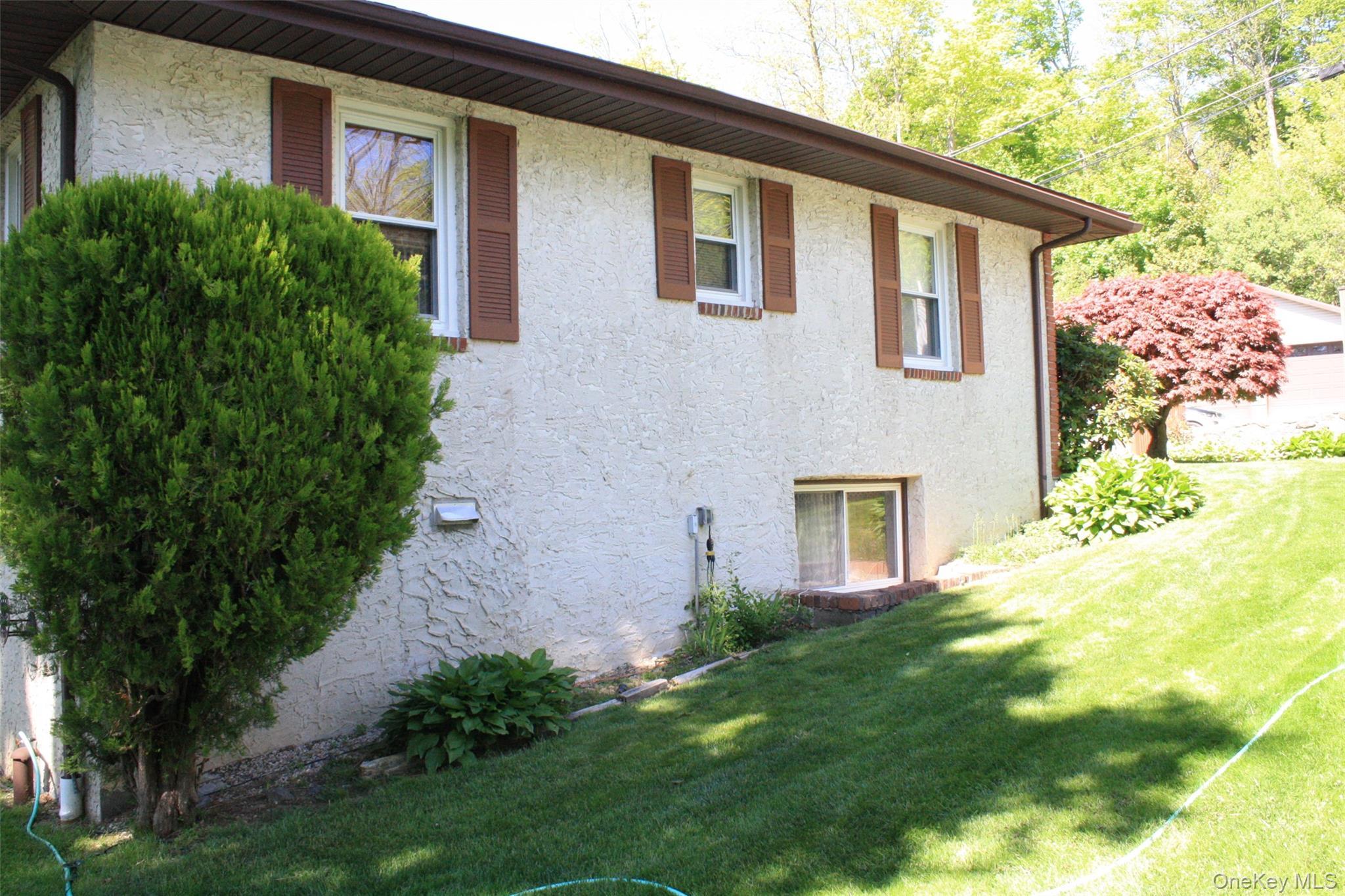 Single Family Valhalla Road Putnam County, NY 10512, MLS-1000416-5