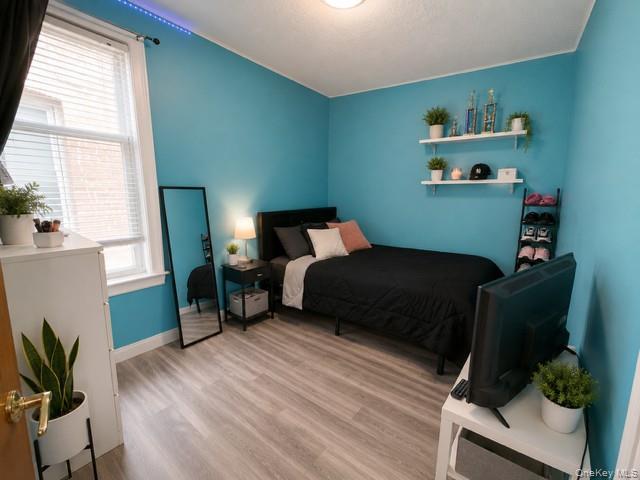Single Family Mahan Bronx, NY 10461, MLS-1000463-16