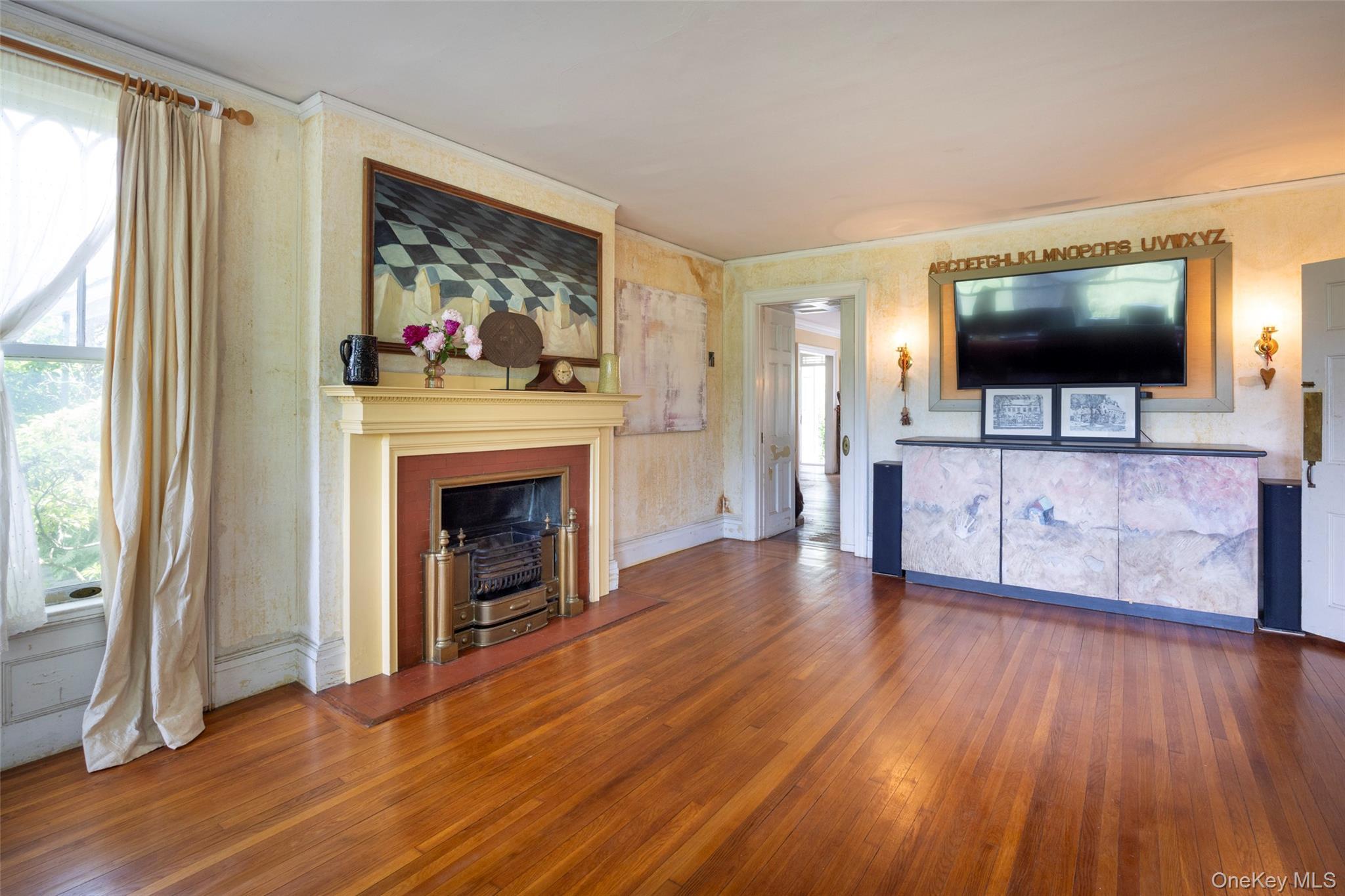 Single Family Albany Avenue  Ulster County, NY 12401, MLS-1000466-25