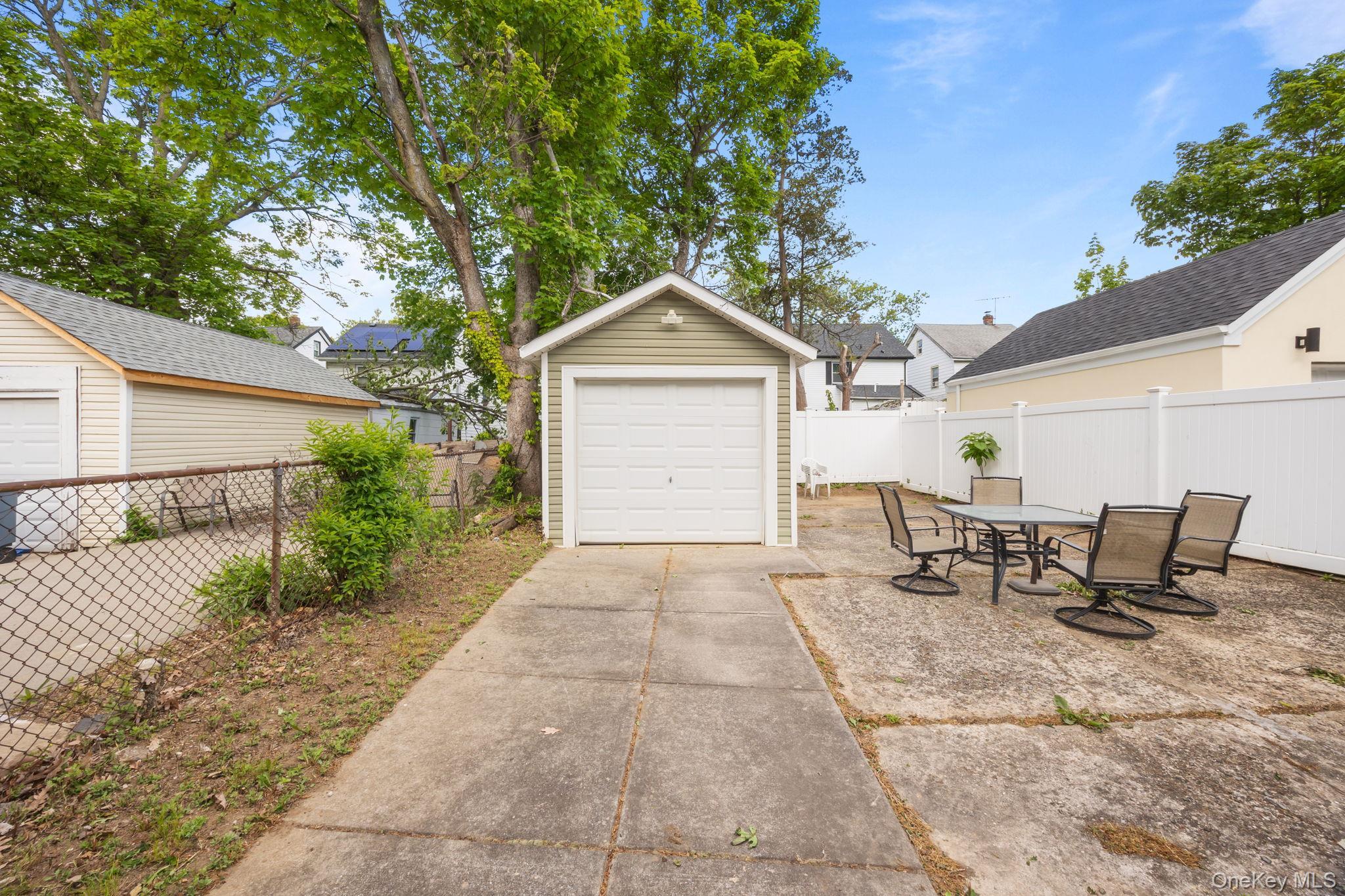 Single Family 114th  Queens, NY 11412, MLS-1000468-6