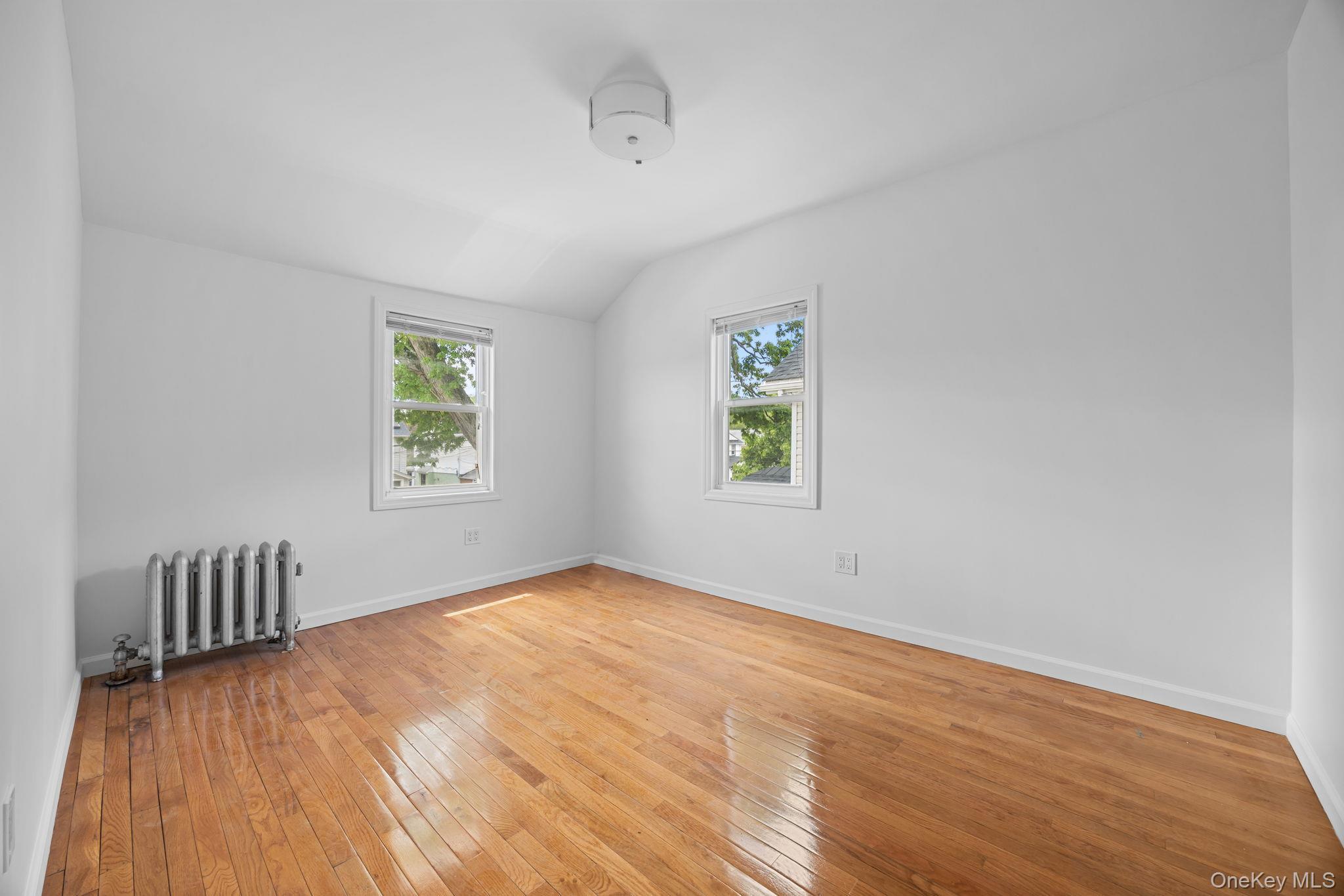 Single Family 114th  Queens, NY 11412, MLS-1000468-9