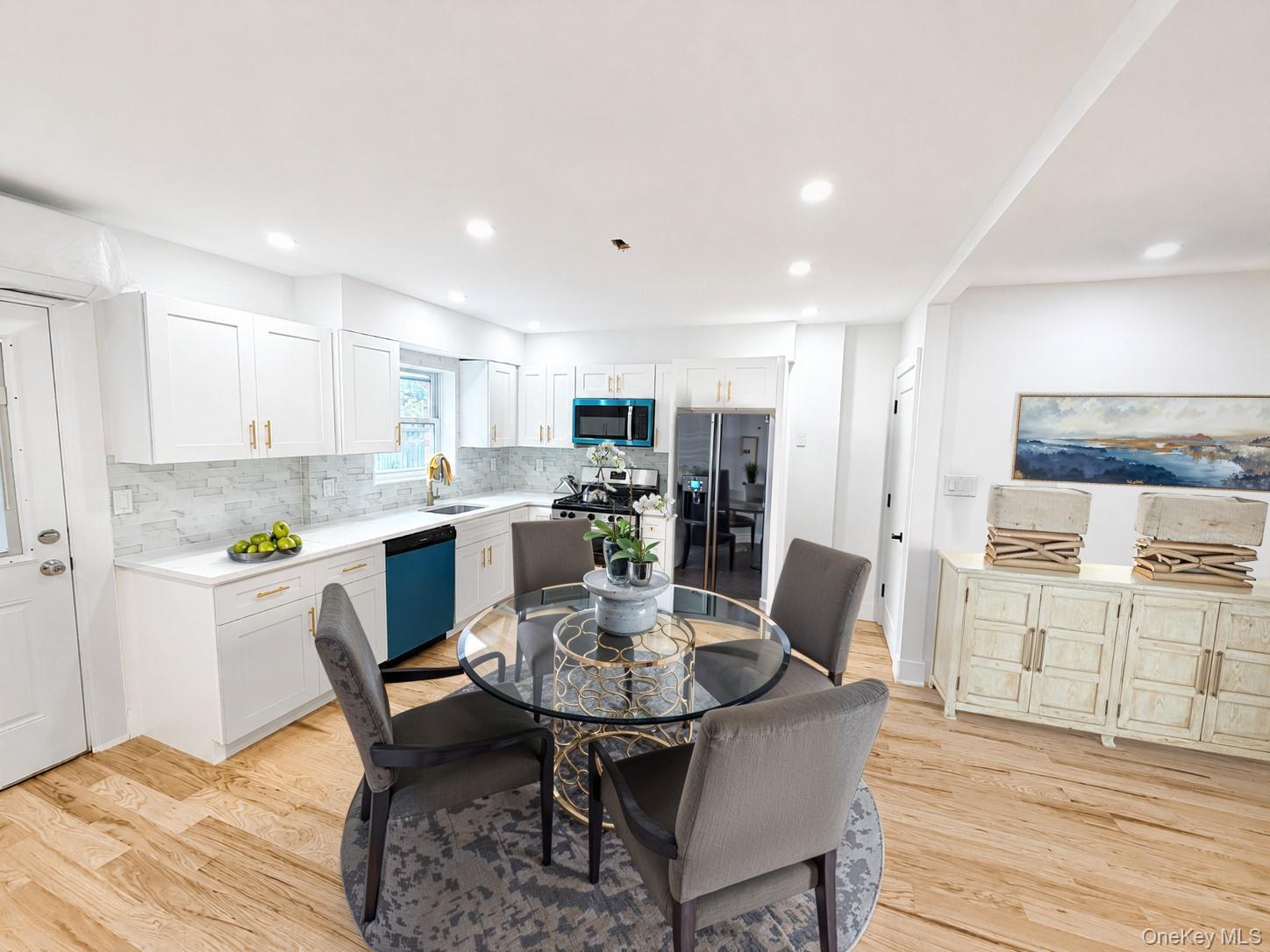 Single Family 218th Bronx, NY 10469, MLS-1000483-3