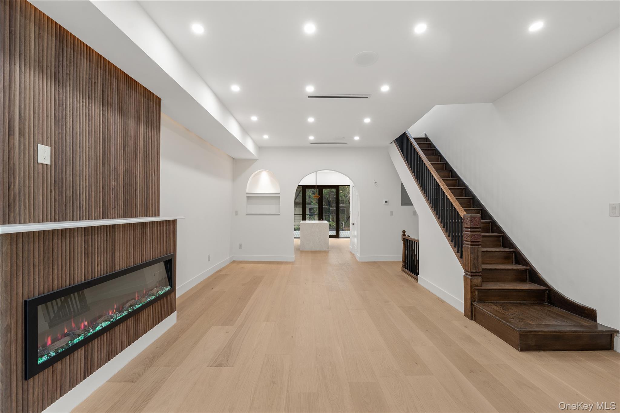 Single Family Bainbridge Street Brooklyn, NY 11233, MLS-1000499-21