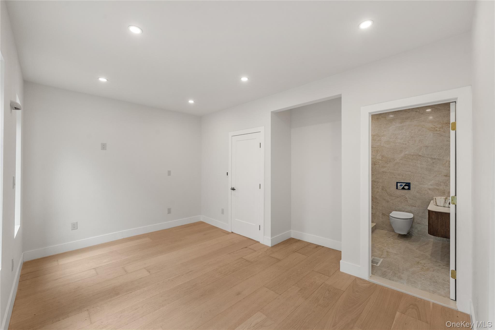 Single Family Bainbridge Street Brooklyn, NY 11233, MLS-1000499-26
