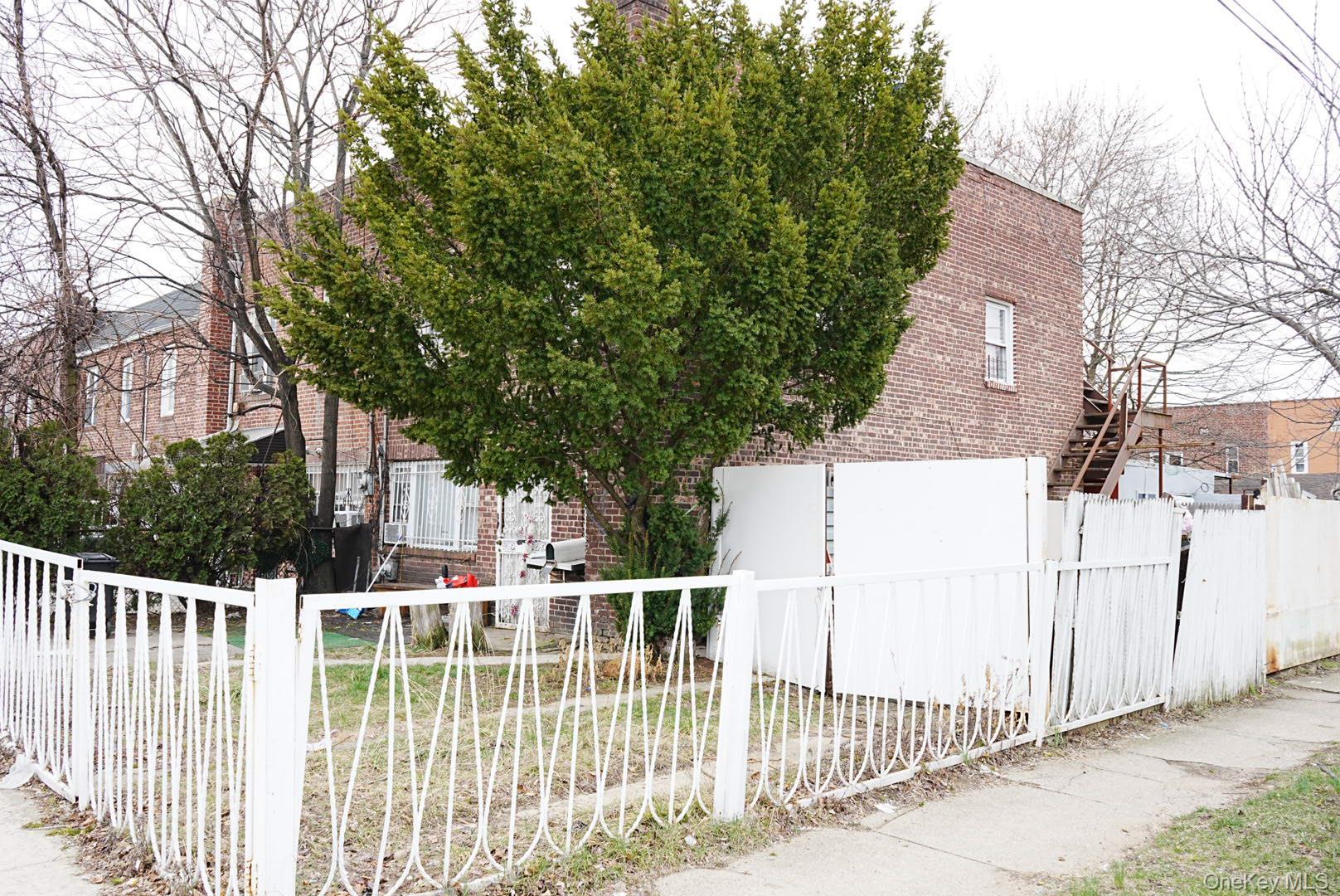 Single Family 188th Queens, NY 11423, MLS-1000526-11