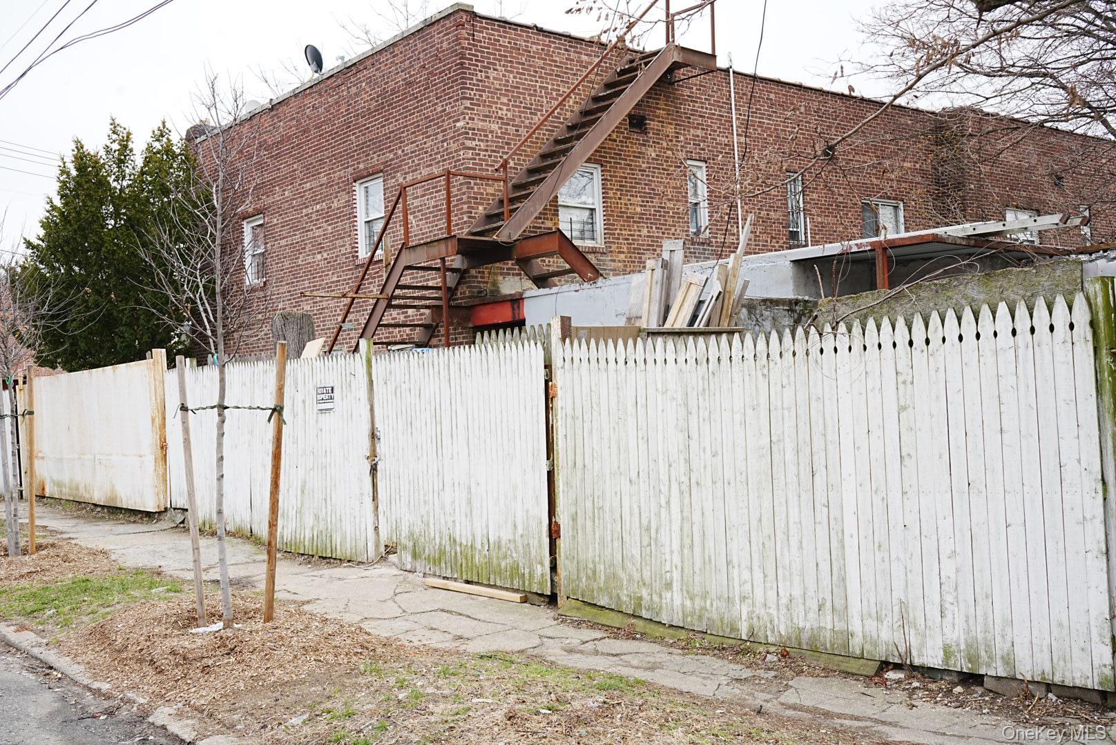 Single Family 188th  Queens, NY 11423, MLS-1000526-13