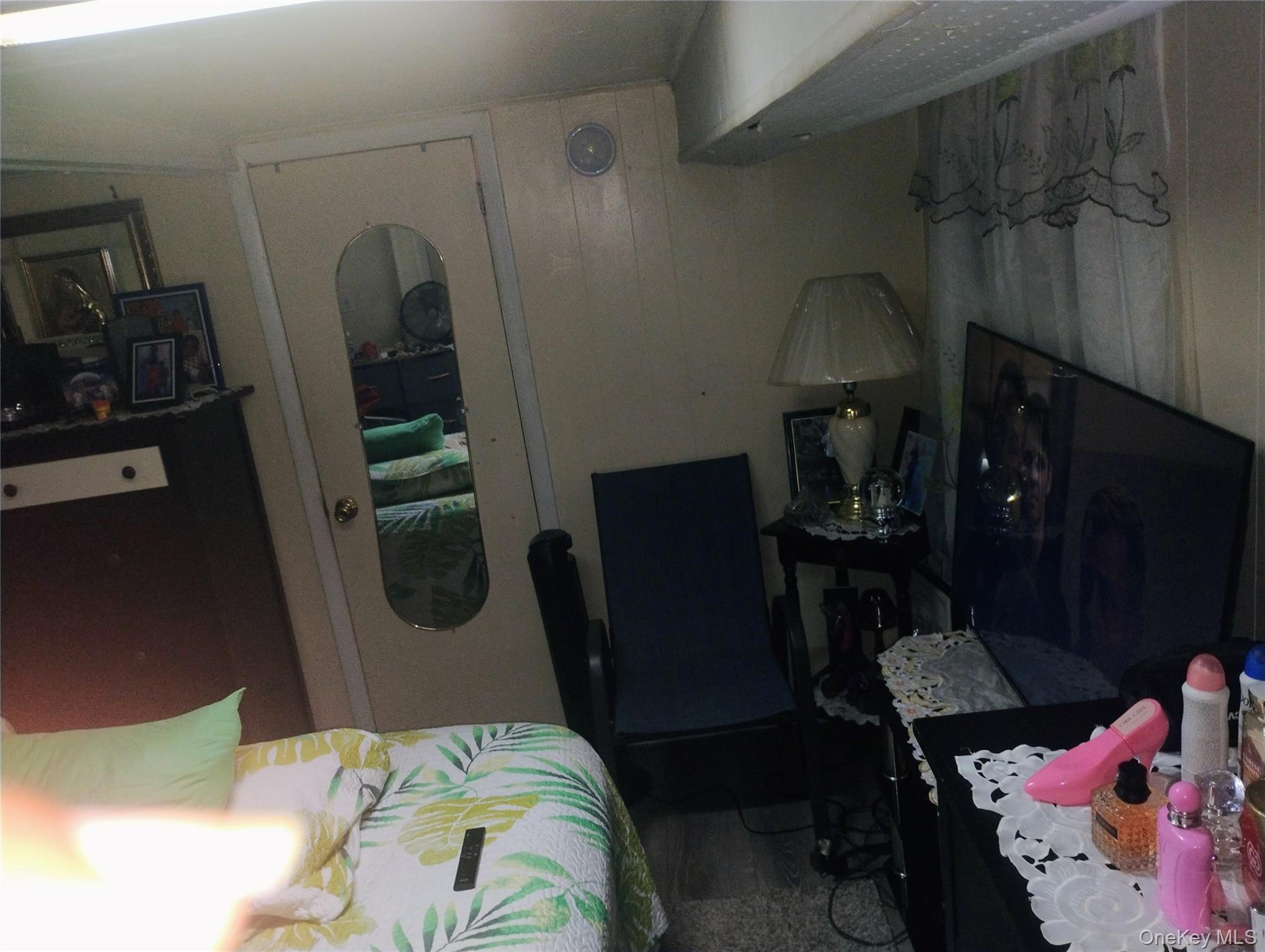 Single Family 197th Street  Queens, NY 11412, MLS-1000528-22