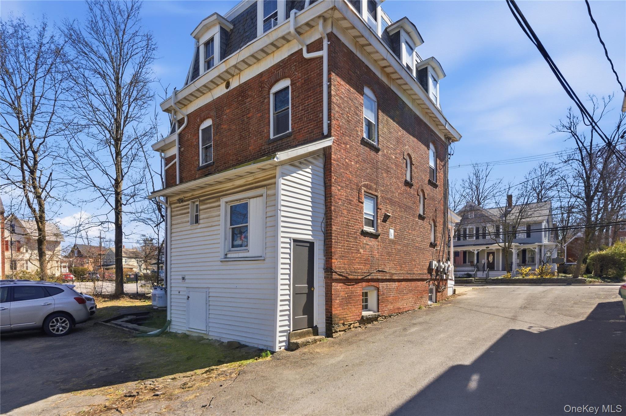 Single Family N Chestnut Street  Ulster County, NY 12561, MLS-1000543-31