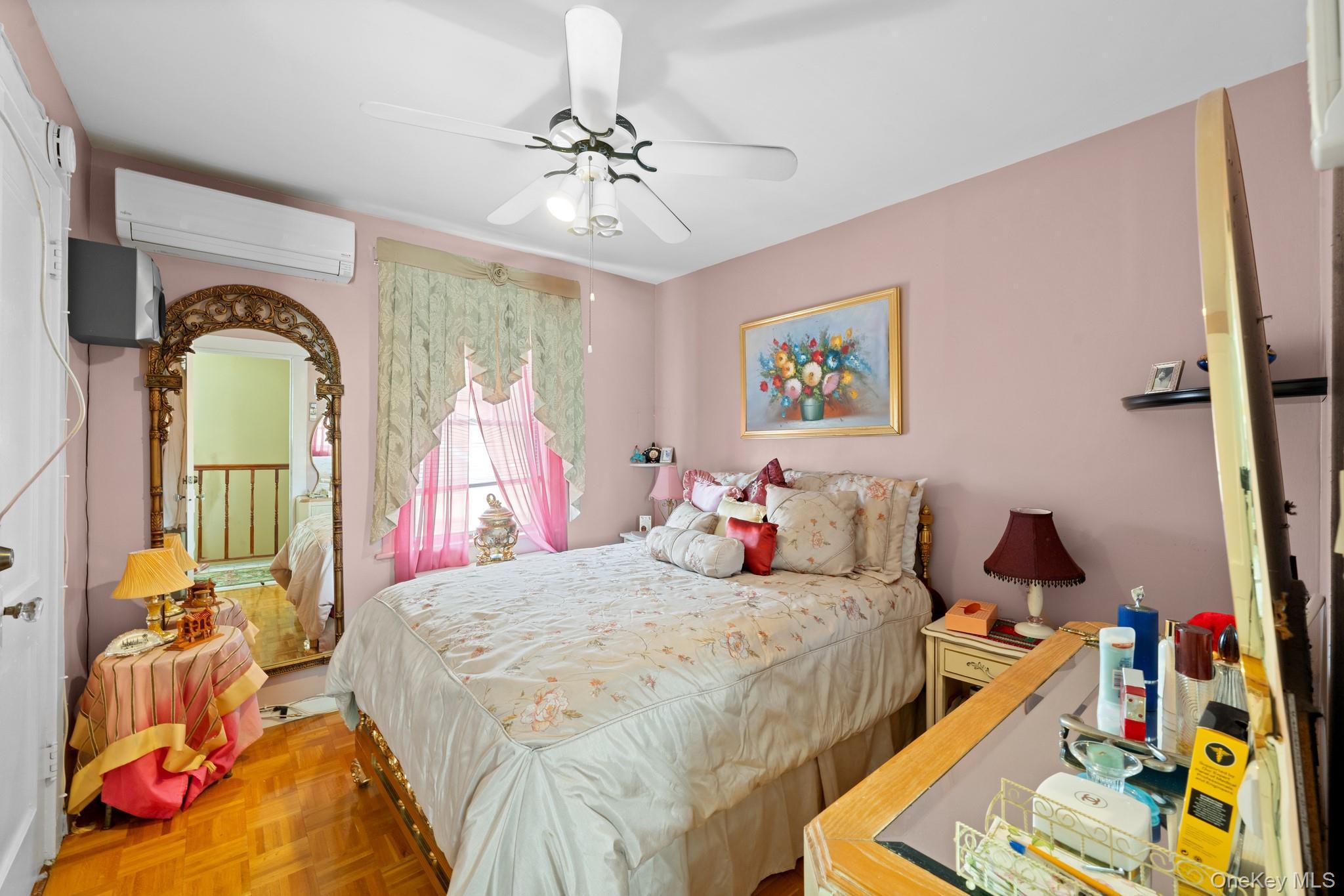 Single Family 101st Queens, NY 11414, MLS-1000564-12