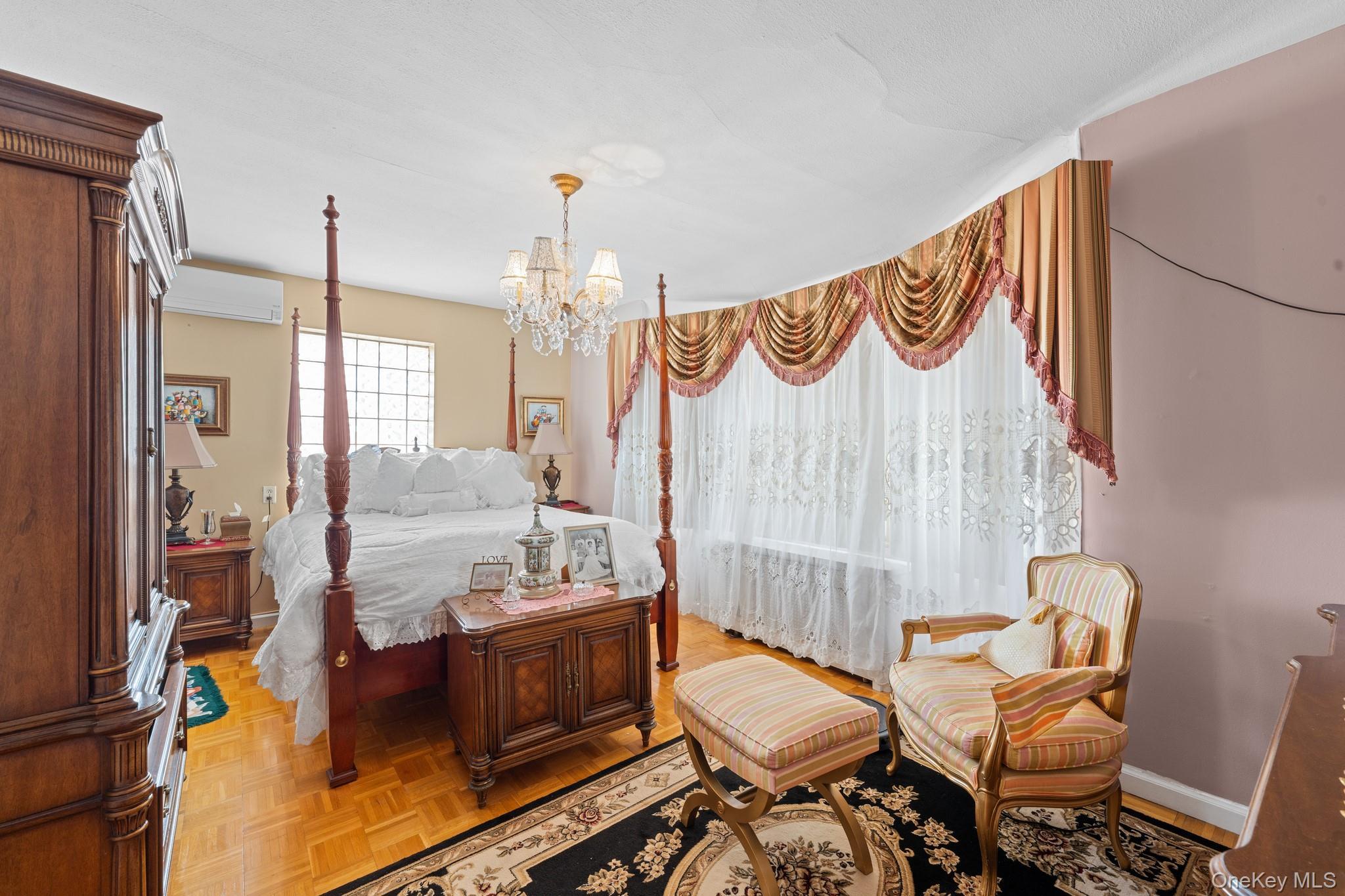 Single Family 101st Queens, NY 11414, MLS-1000564-13
