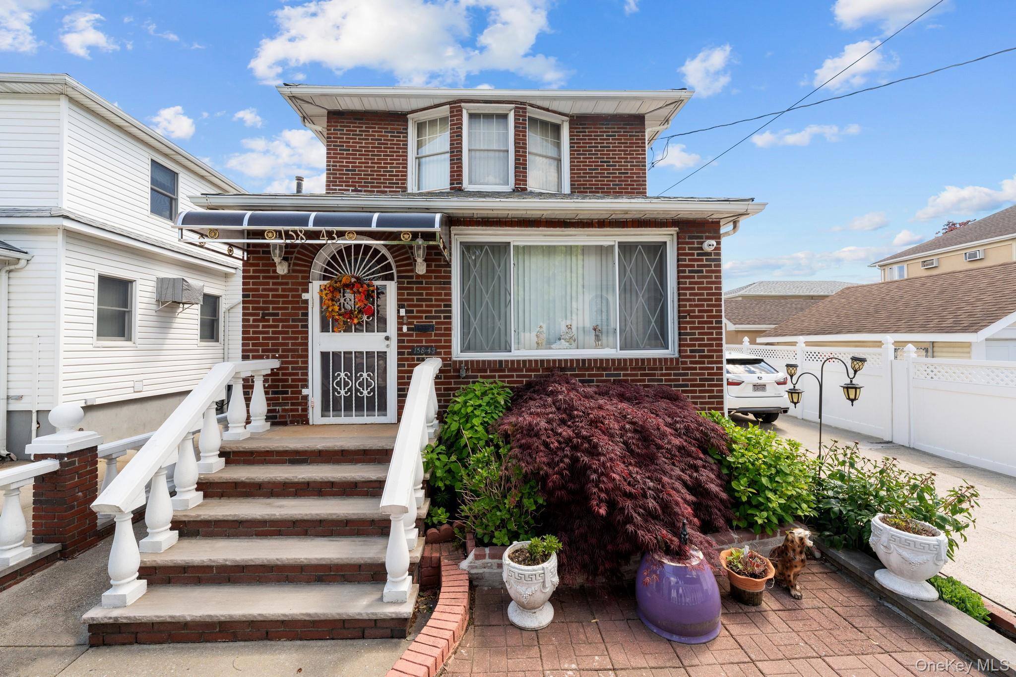 Single Family 101st Queens, NY 11414, MLS-1000564-2