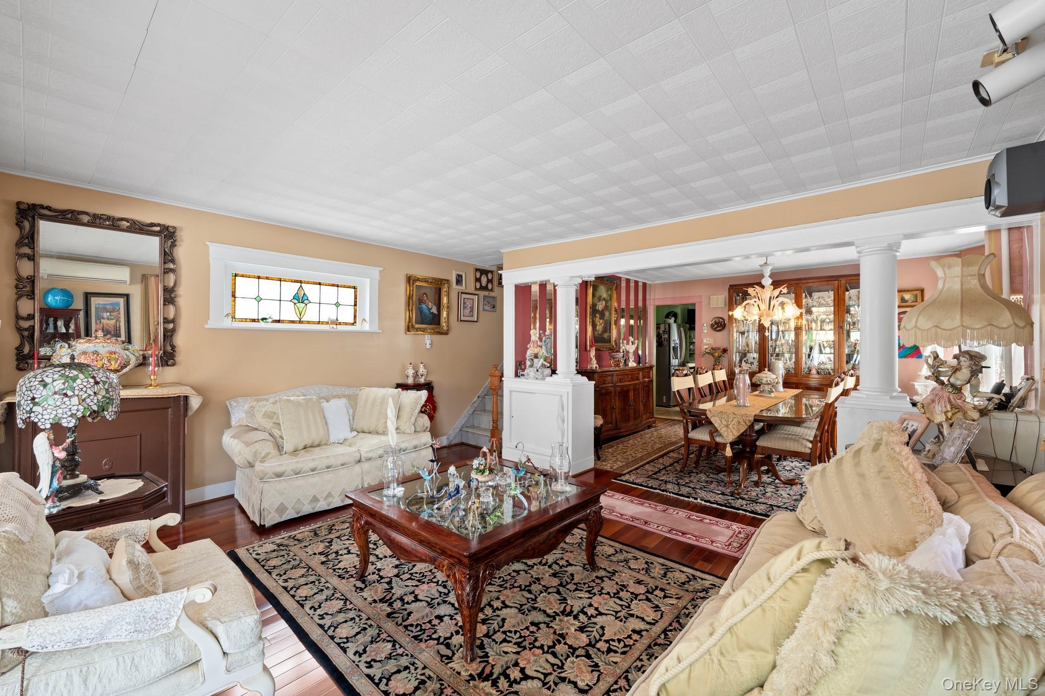 Single Family 101st Queens, NY 11414, MLS-1000564-22