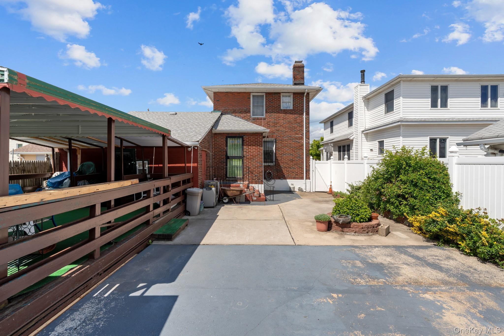 Single Family 101st Queens, NY 11414, MLS-1000564-7