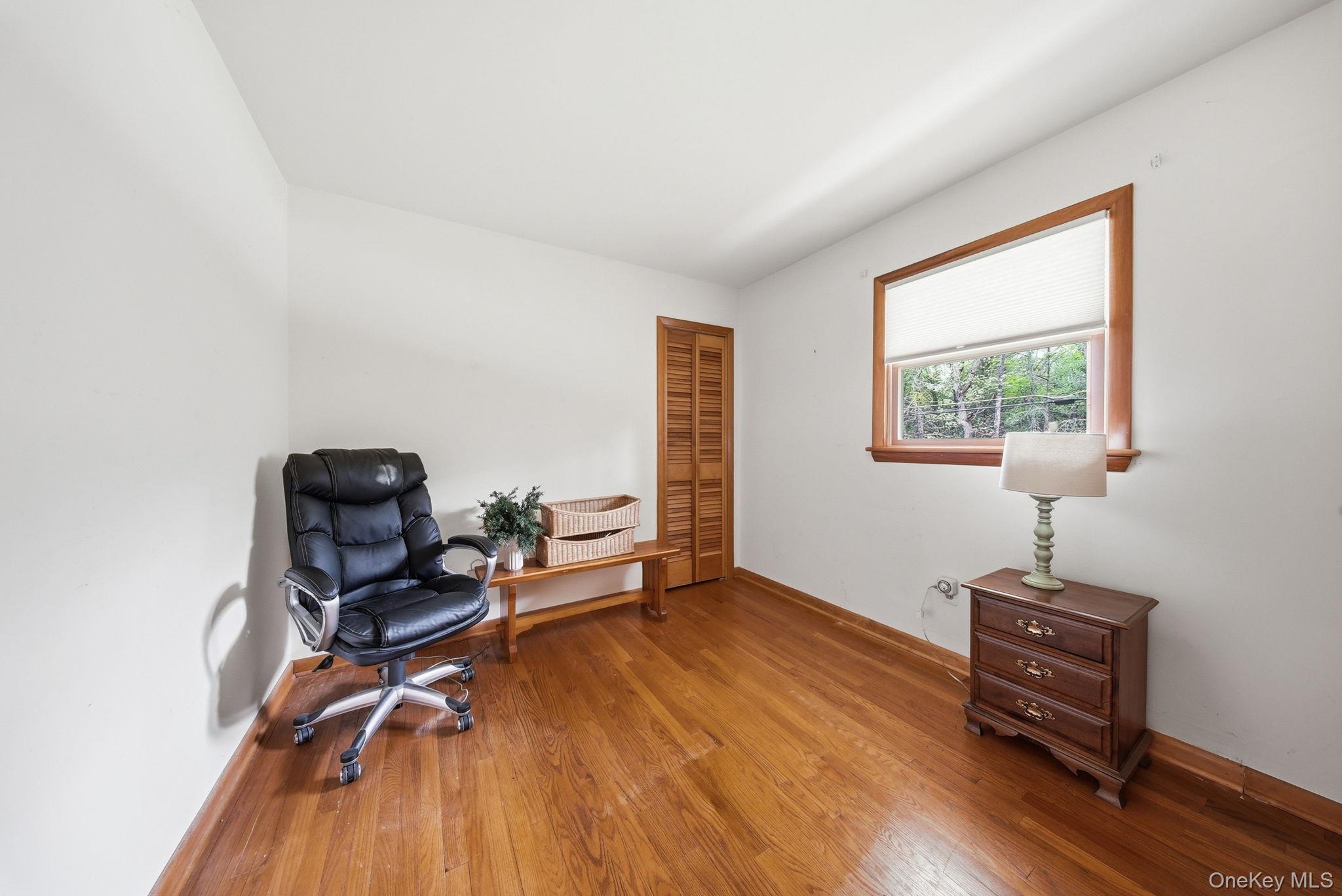 Single Family Airport Sullivan County, NY 12528, MLS-1000565-10