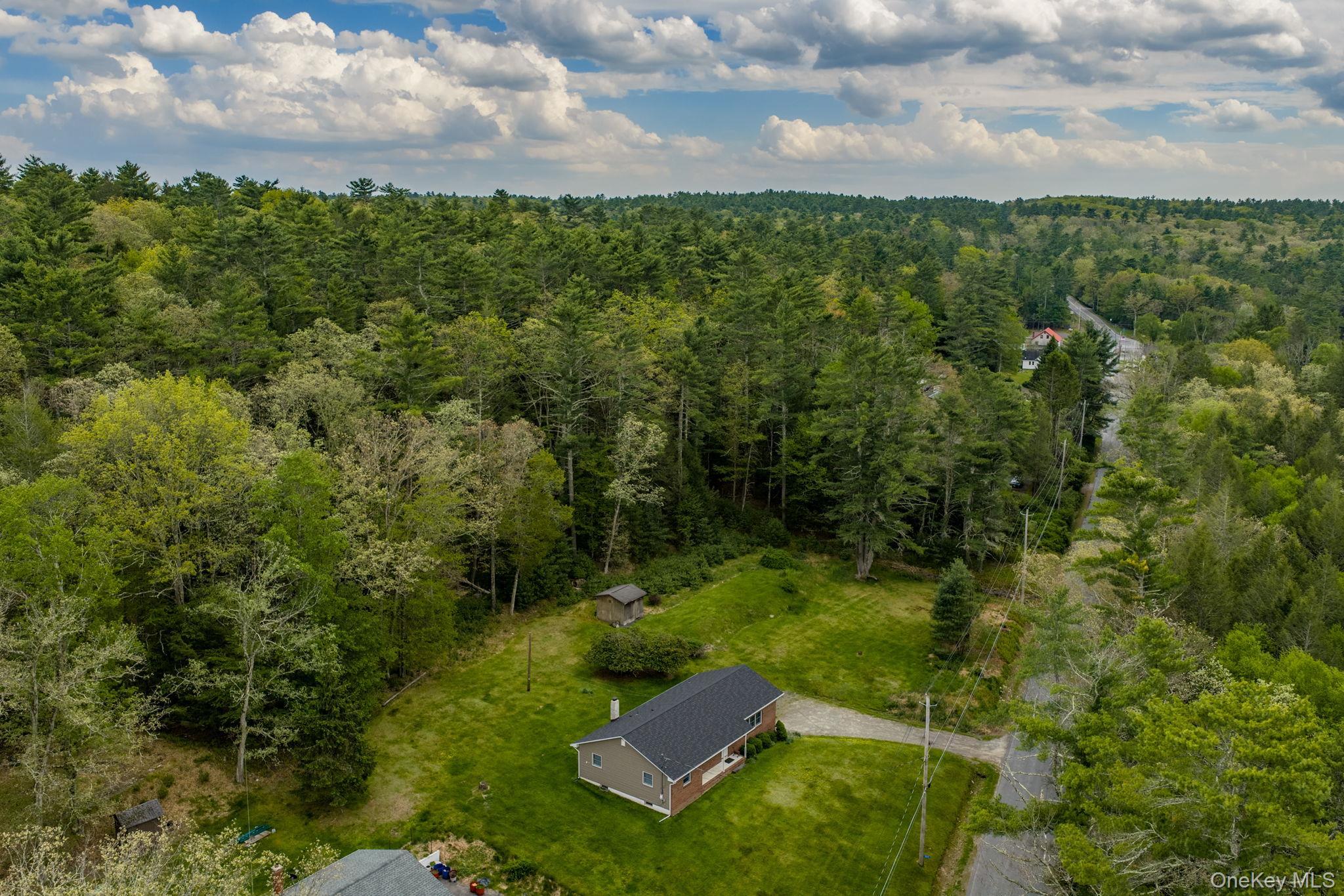 Single Family Airport Sullivan County, NY 12528, MLS-1000565-2