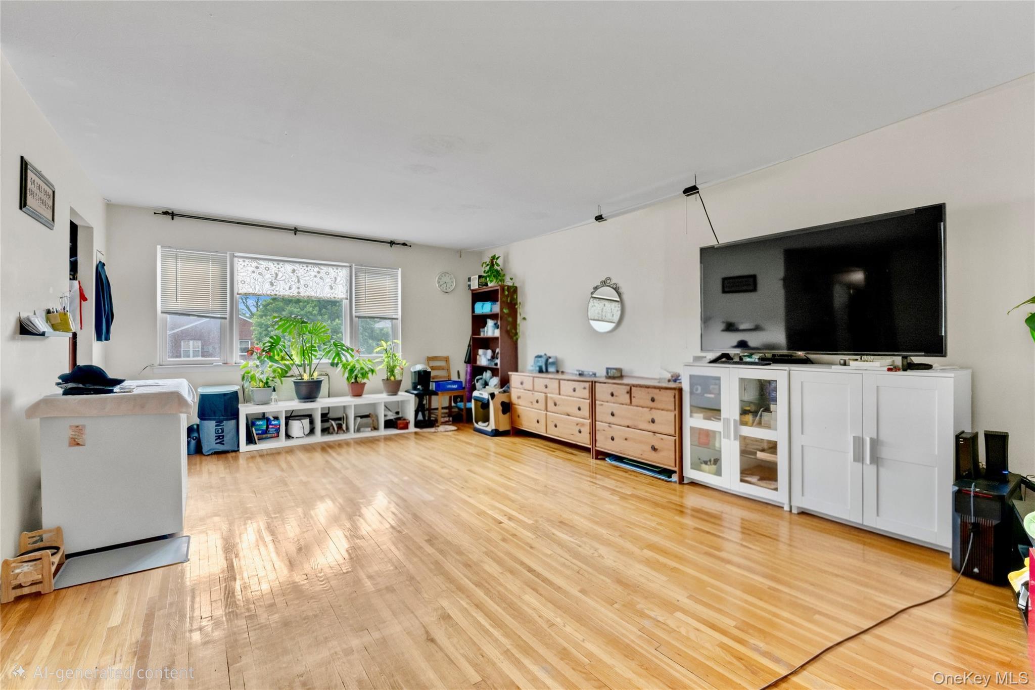 Single Family Utopia Parkway Queens, NY 11358, MLS-1000582-20