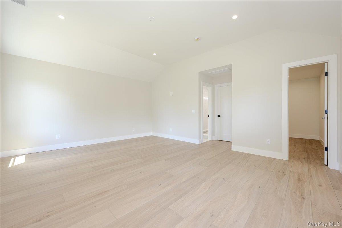 Single Family Barbara Court Nassau County, NY 11710, MLS-1000595-8