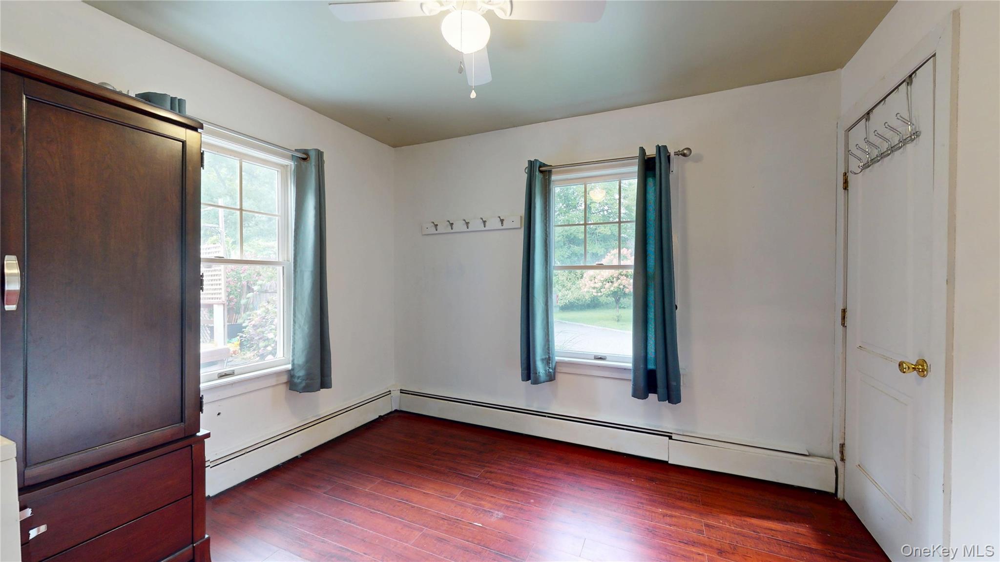 Single Family Summit Boulevard Suffolk County, NY 11977, MLS-1000601-14
