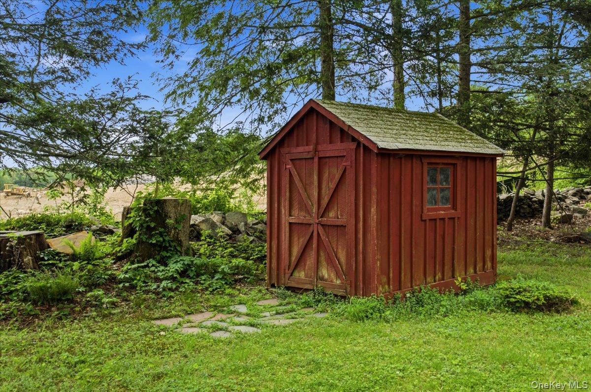 Single Family Greentree Dutchess County, NY 12538, MLS-1000607-23