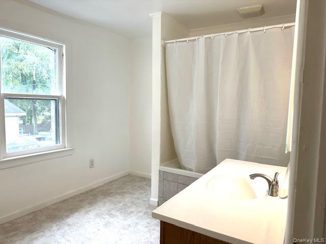 Single Family Innis Avenue  Dutchess County, NY 12601, MLS-1000609-31