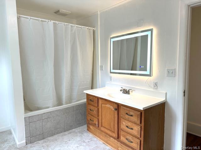 Single Family Innis Avenue  Dutchess County, NY 12601, MLS-1000609-32