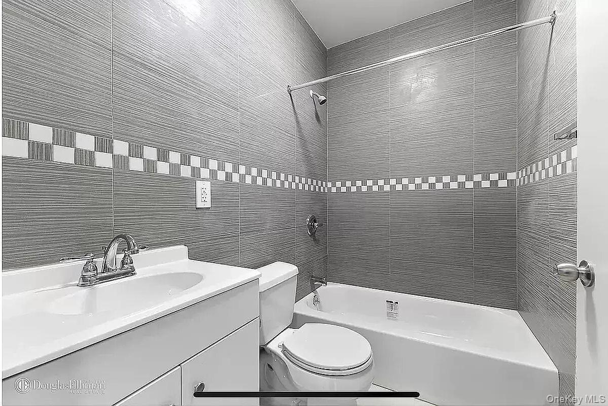 Commercial Sale Marcus Garvey  Brooklyn, NY 11221, MLS-1000647-5