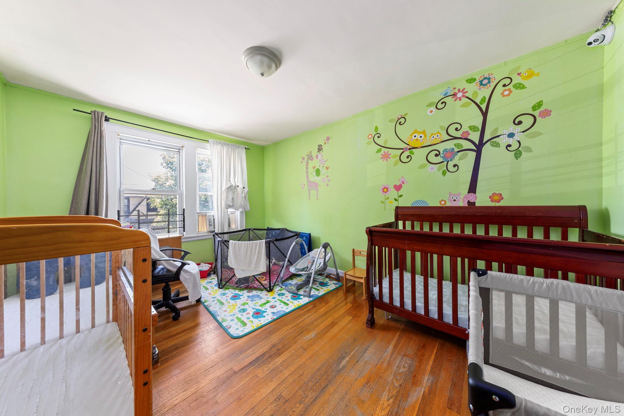 Single Family Burns Queens, NY 11375, MLS-1000666-14