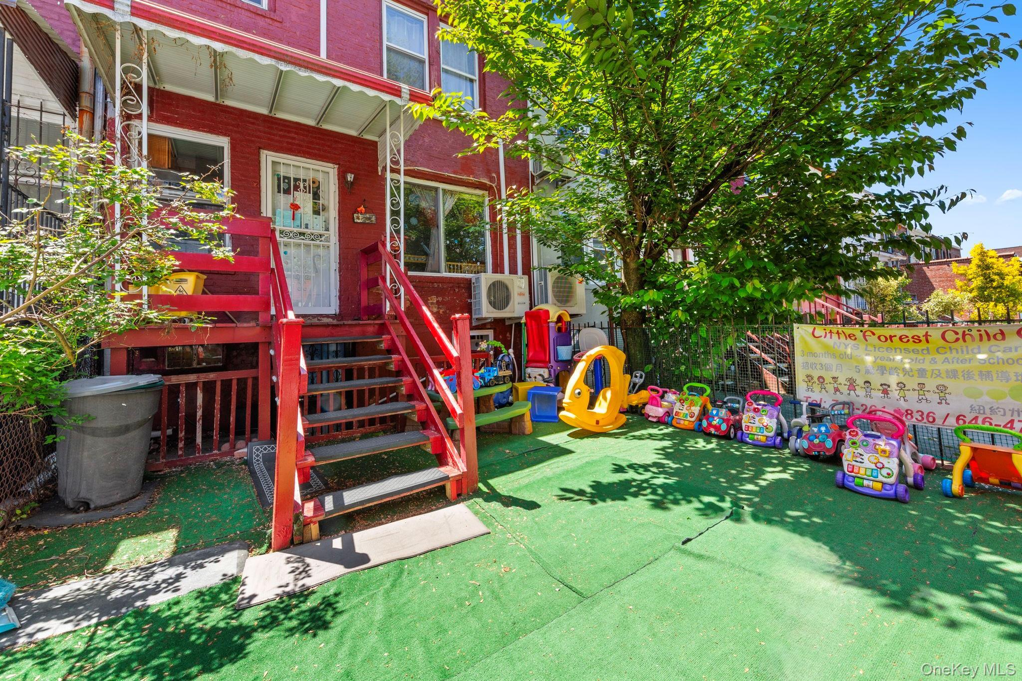 Single Family Burns Queens, NY 11375, MLS-1000666-27