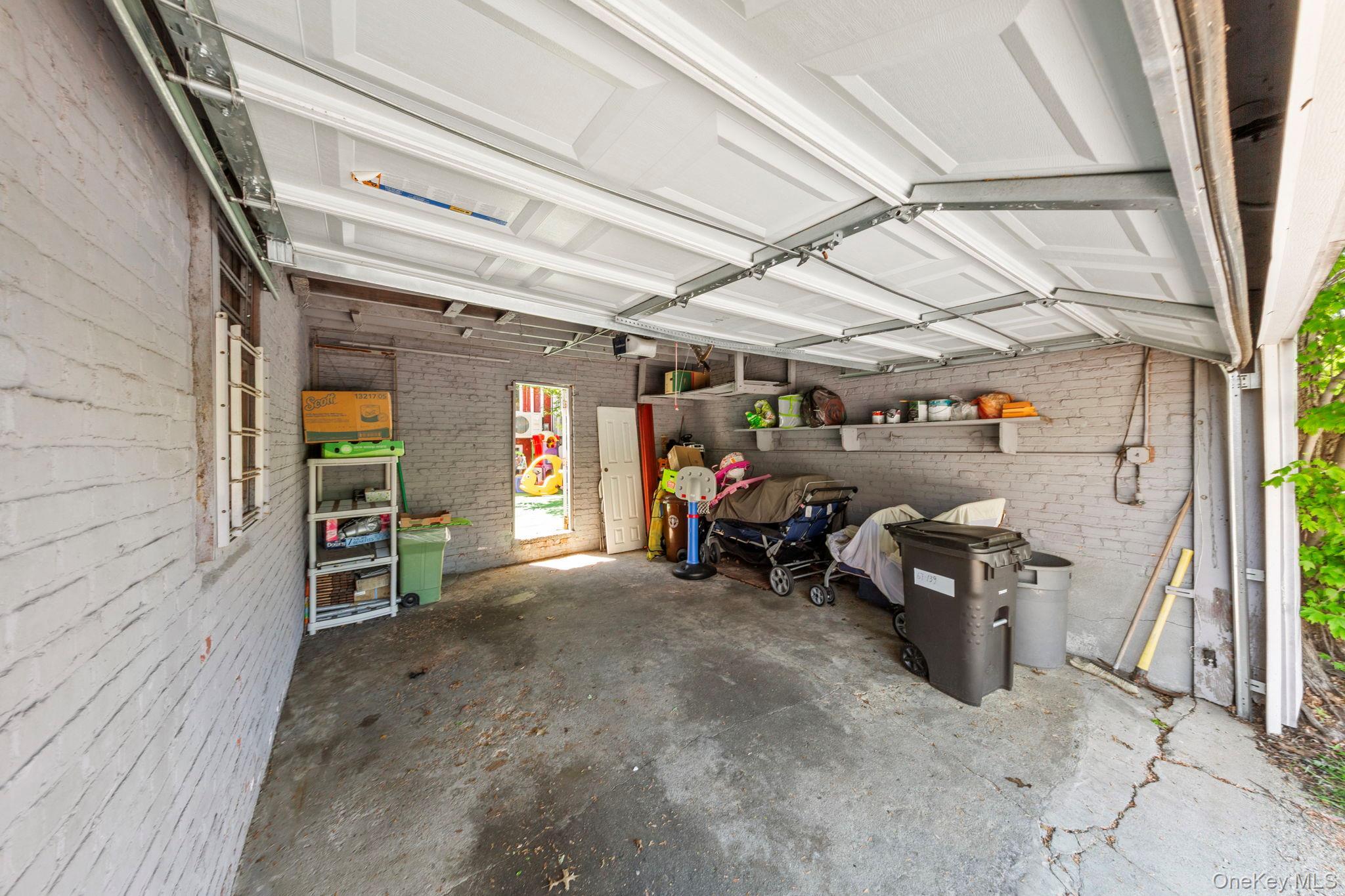 Single Family Burns Queens, NY 11375, MLS-1000666-30