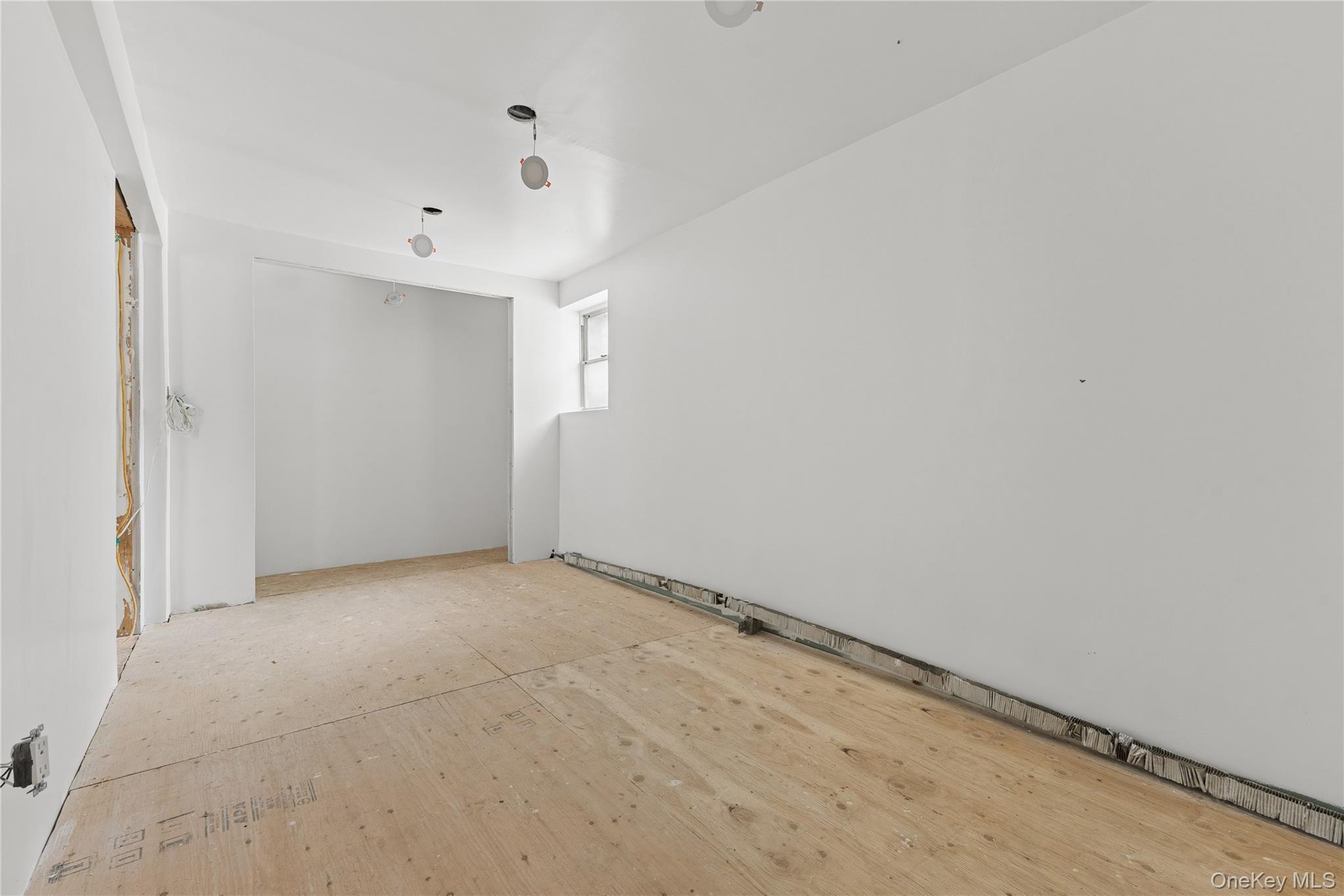 Single Family 55th  Brooklyn, NY 11234, MLS-1000685-11