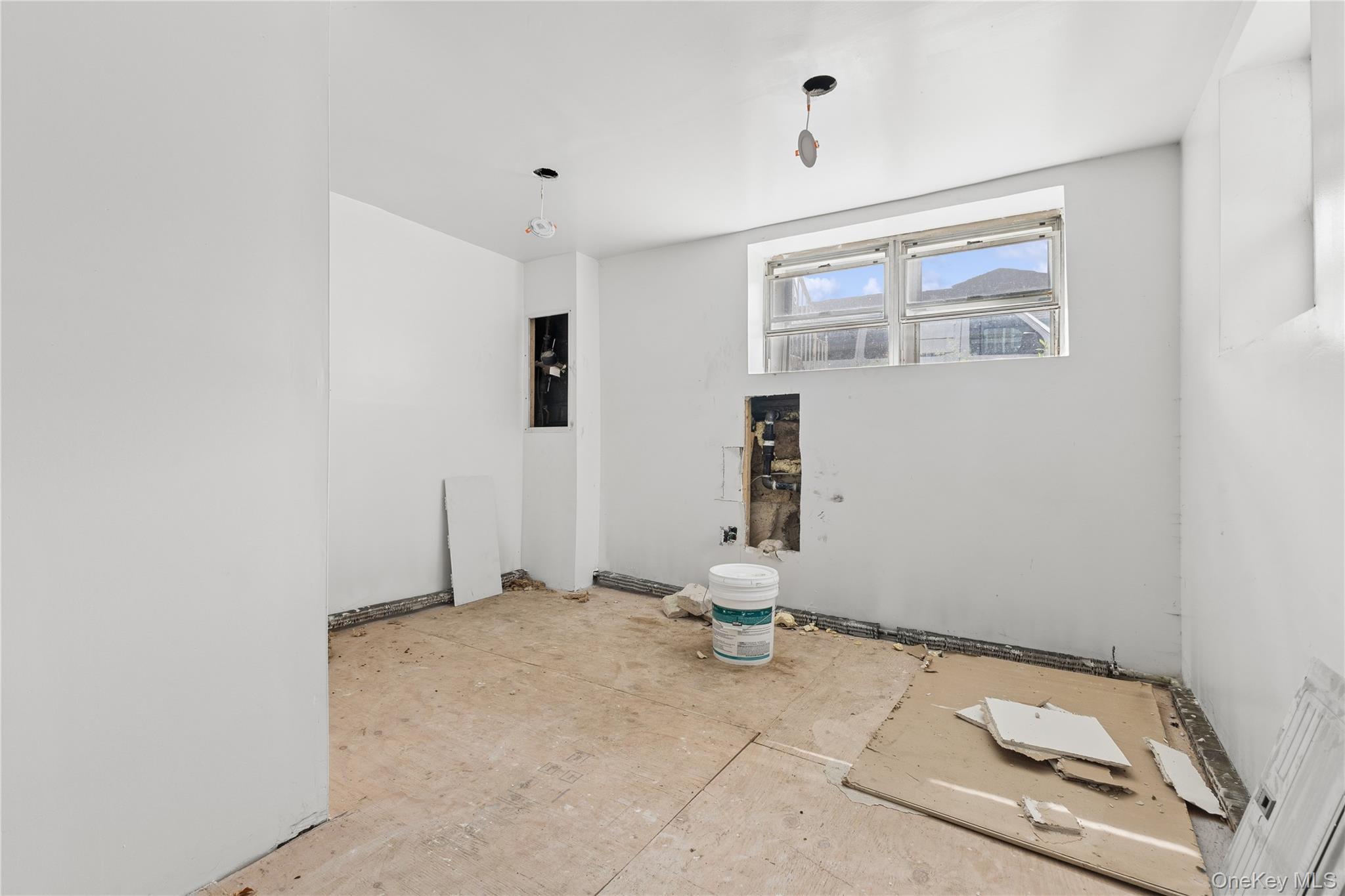 Single Family 55th  Brooklyn, NY 11234, MLS-1000685-4