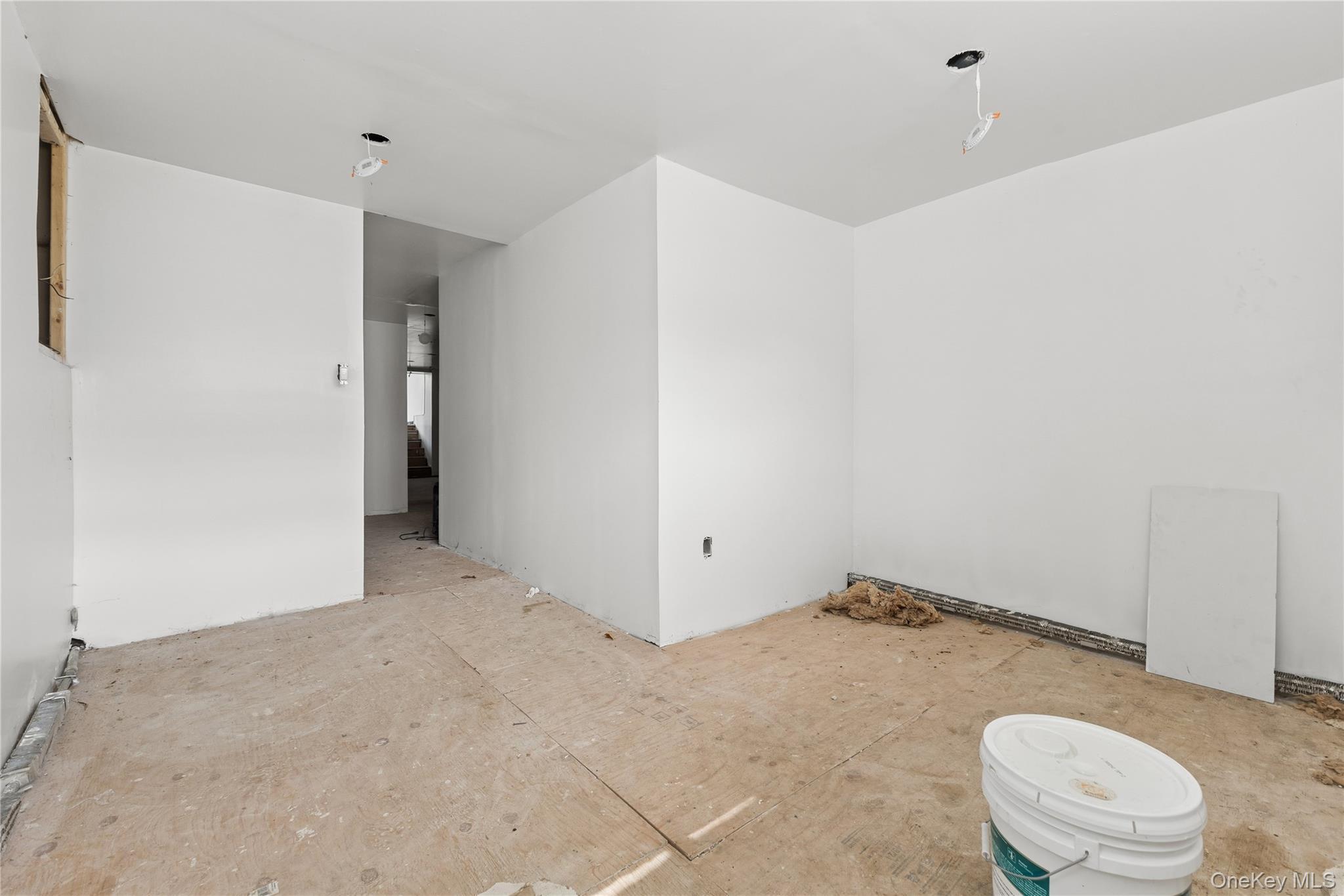 Single Family 55th  Brooklyn, NY 11234, MLS-1000685-7