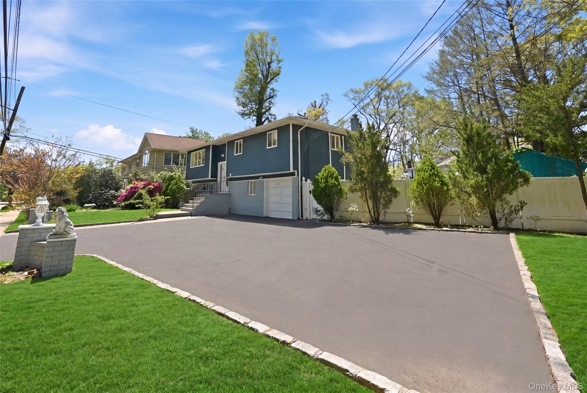 Single Family Park Drive E  Nassau County, NY 11791, MLS-1000693-29