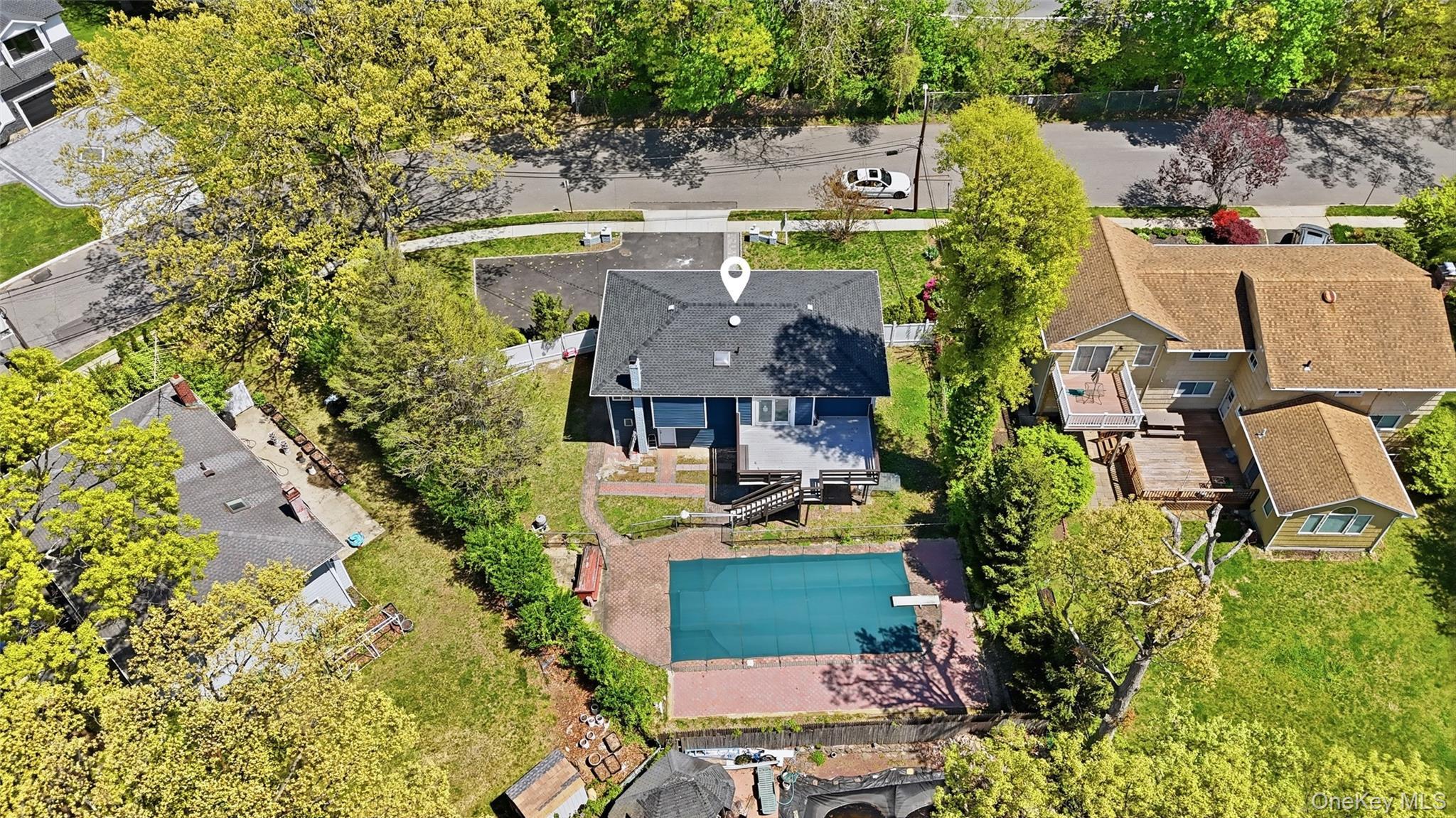 Single Family Park Drive E Nassau County, NY 11791, MLS-1000693-3