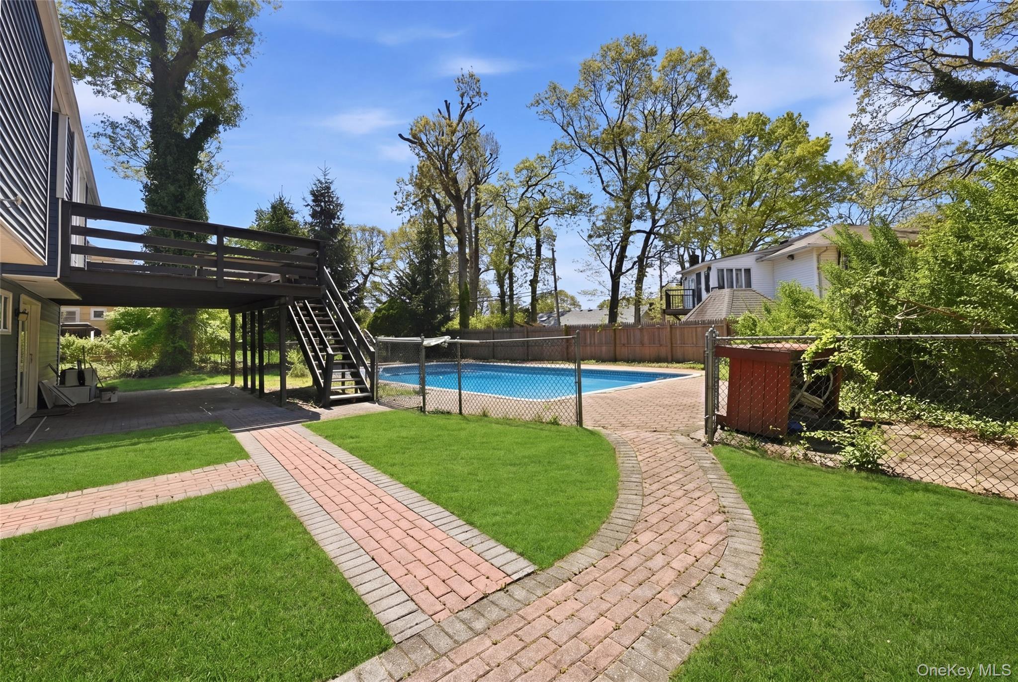 Single Family Park Drive E Nassau County, NY 11791, MLS-1000693-5