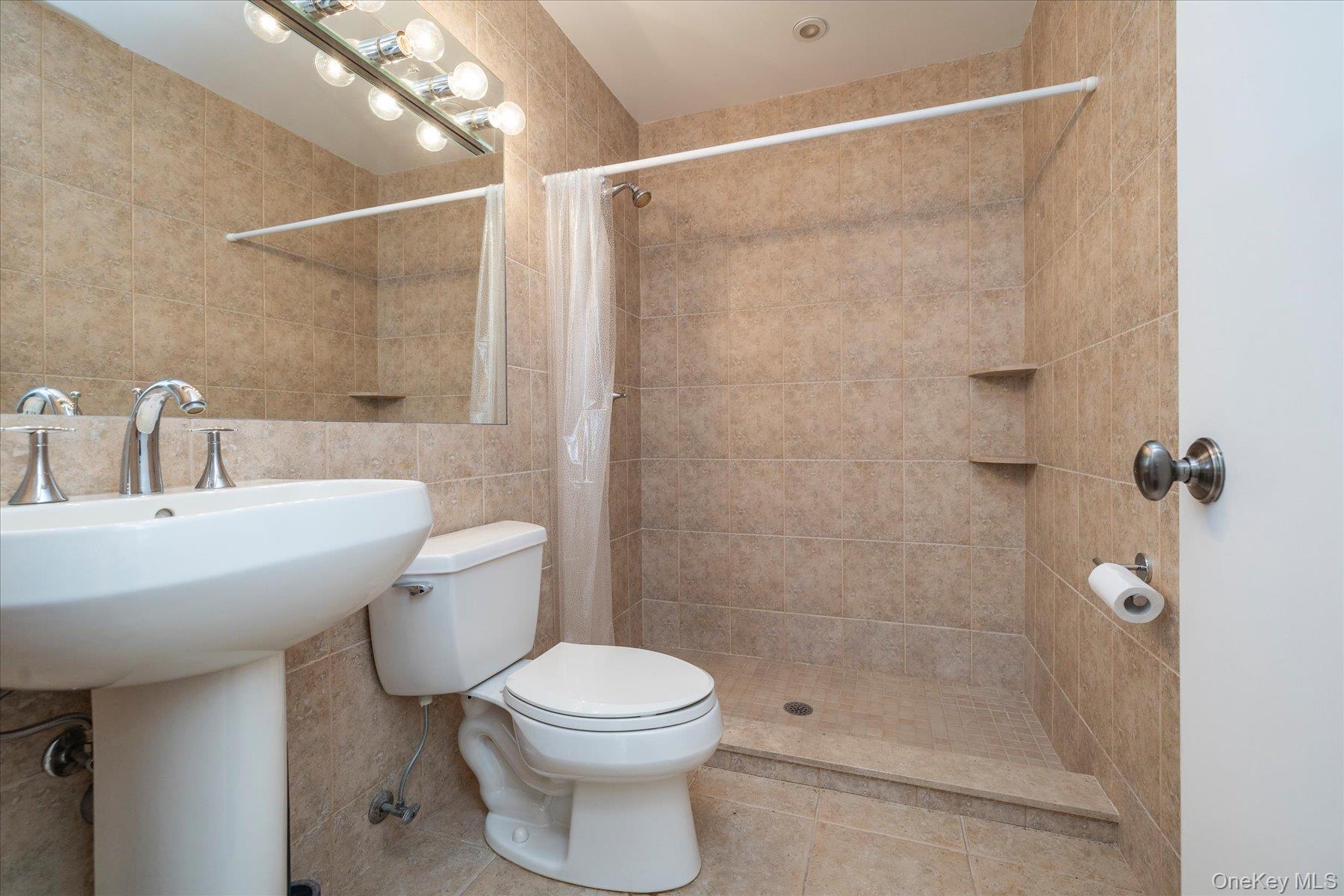Single Family Bath Street  Nassau County, NY 11561, MLS-1000703-16