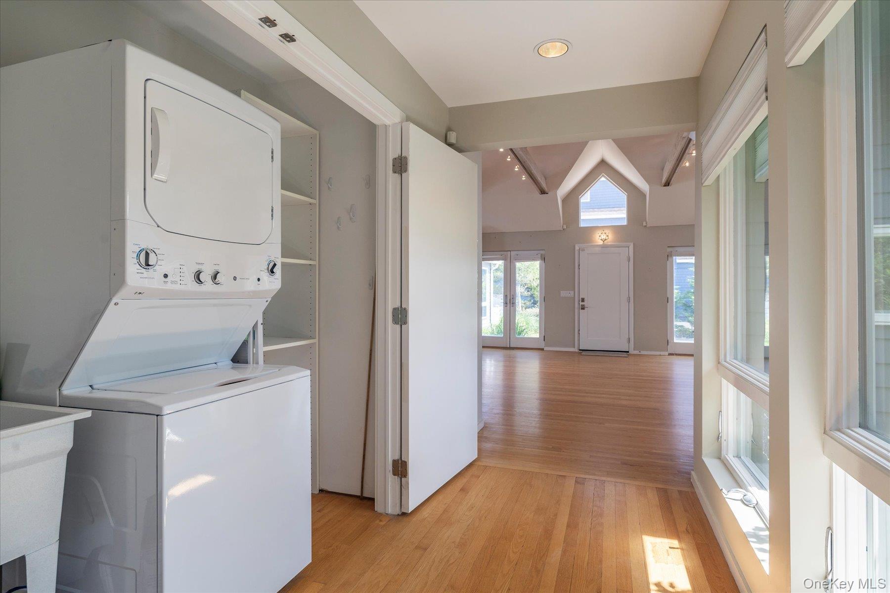 Single Family Bath Street  Nassau County, NY 11561, MLS-1000703-17