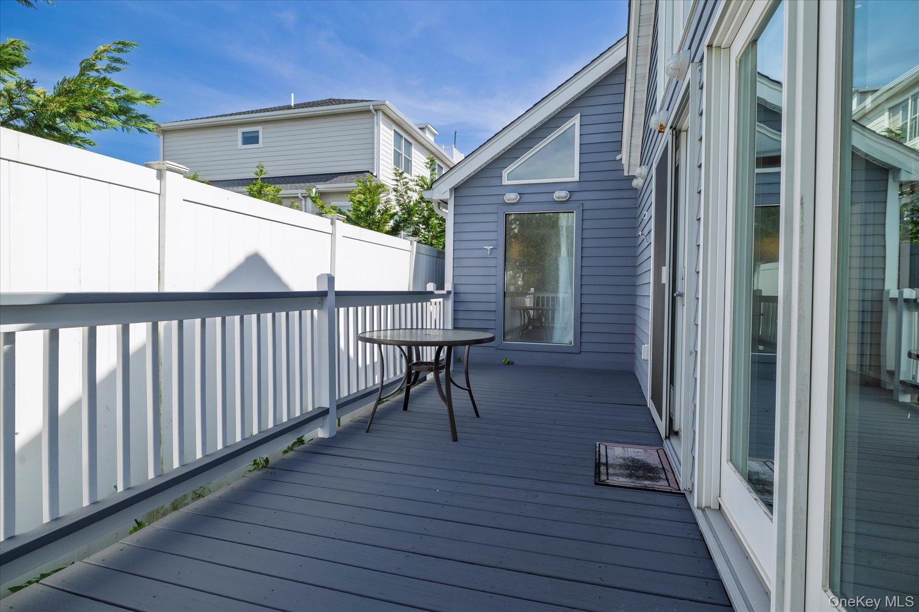 Single Family Bath Street  Nassau County, NY 11561, MLS-1000703-26