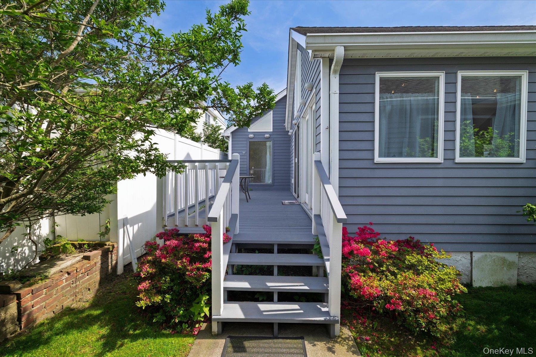 Single Family Bath Street  Nassau County, NY 11561, MLS-1000703-32