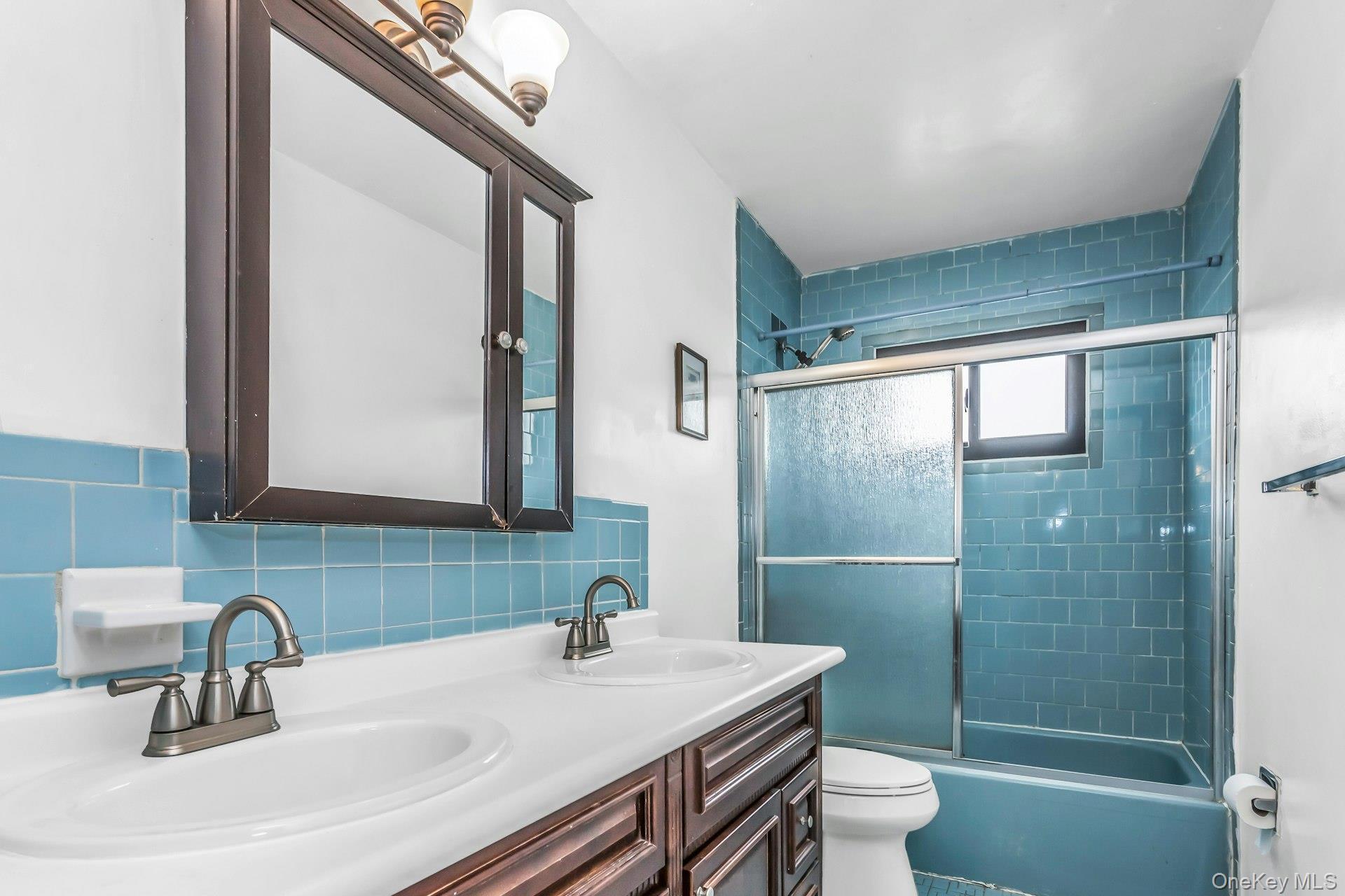 Single Family Avenue N Brooklyn, NY 11236, MLS-1000706-20