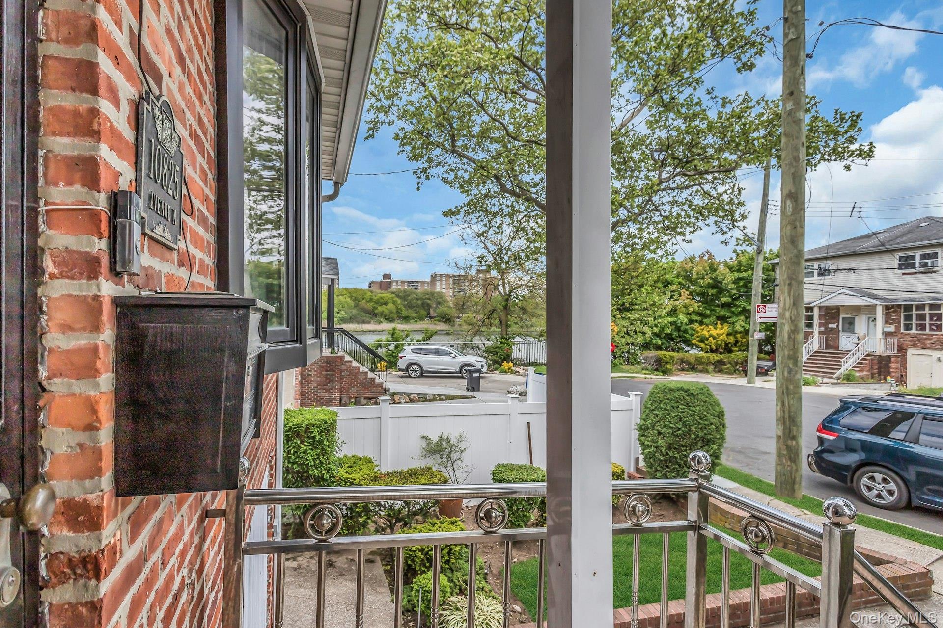 Single Family Avenue N  Brooklyn, NY 11236, MLS-1000706-25