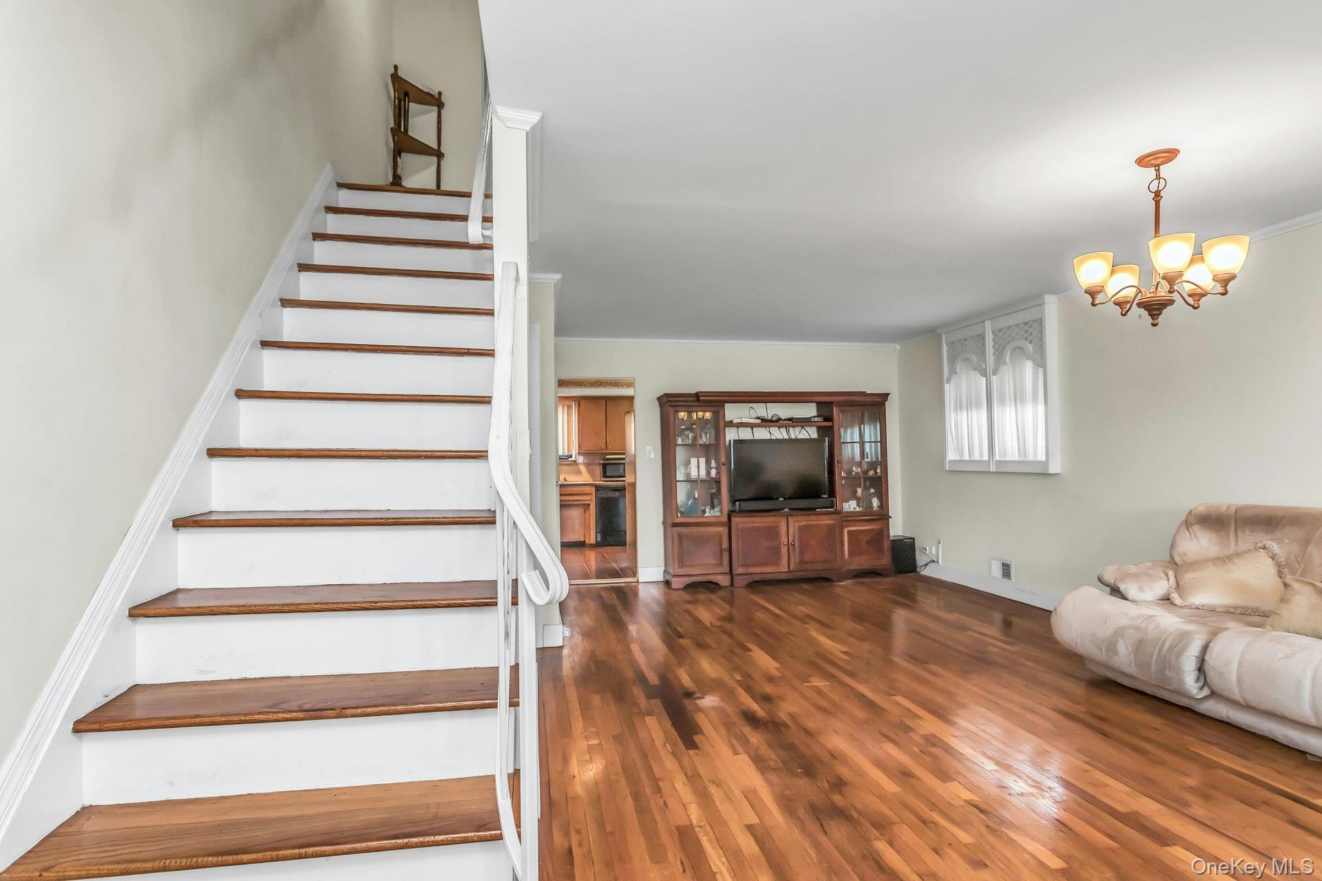 Single Family Avenue N Brooklyn, NY 11236, MLS-1000706-5
