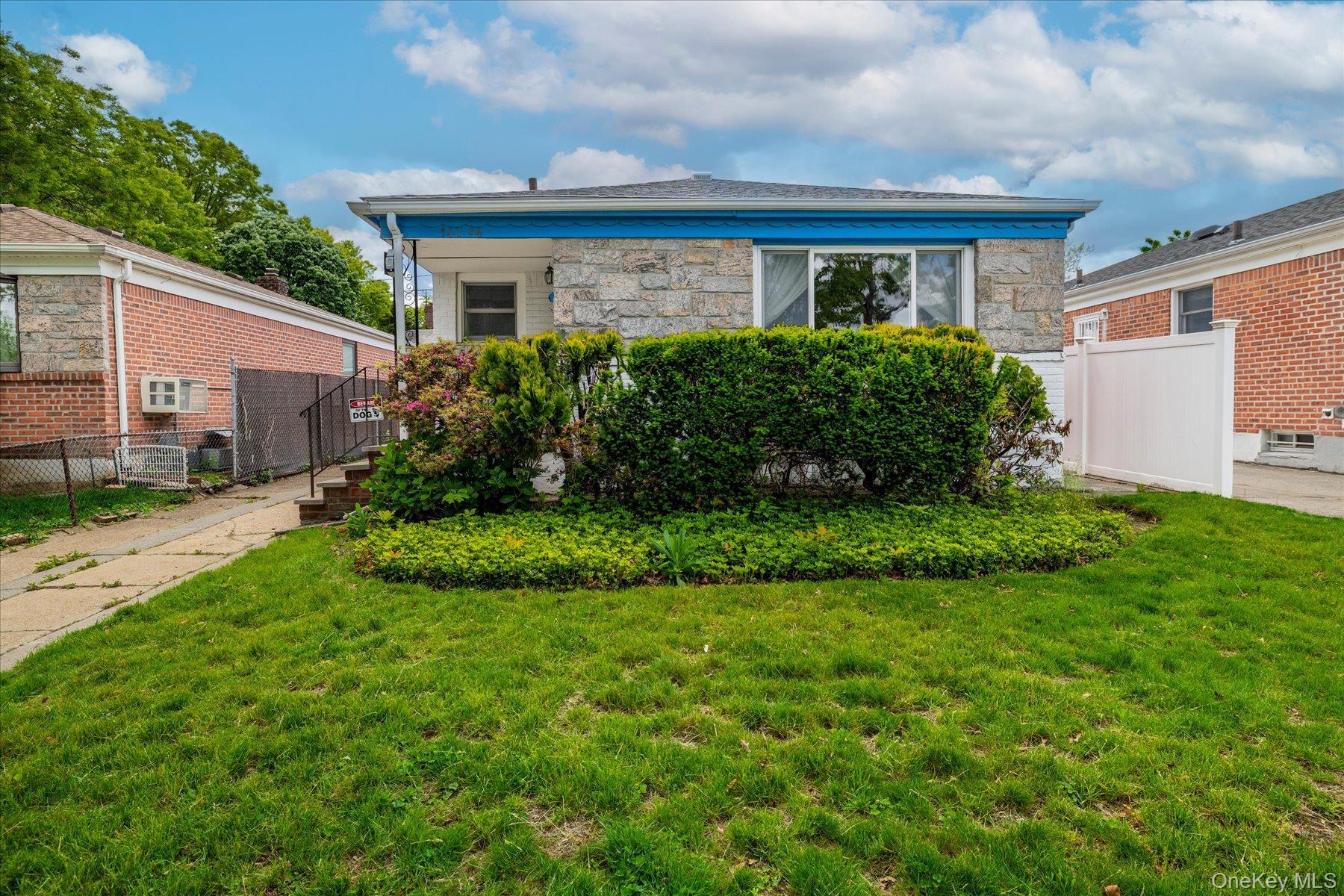 Single Family 6th Queens, NY 11357, MLS-1000755-2