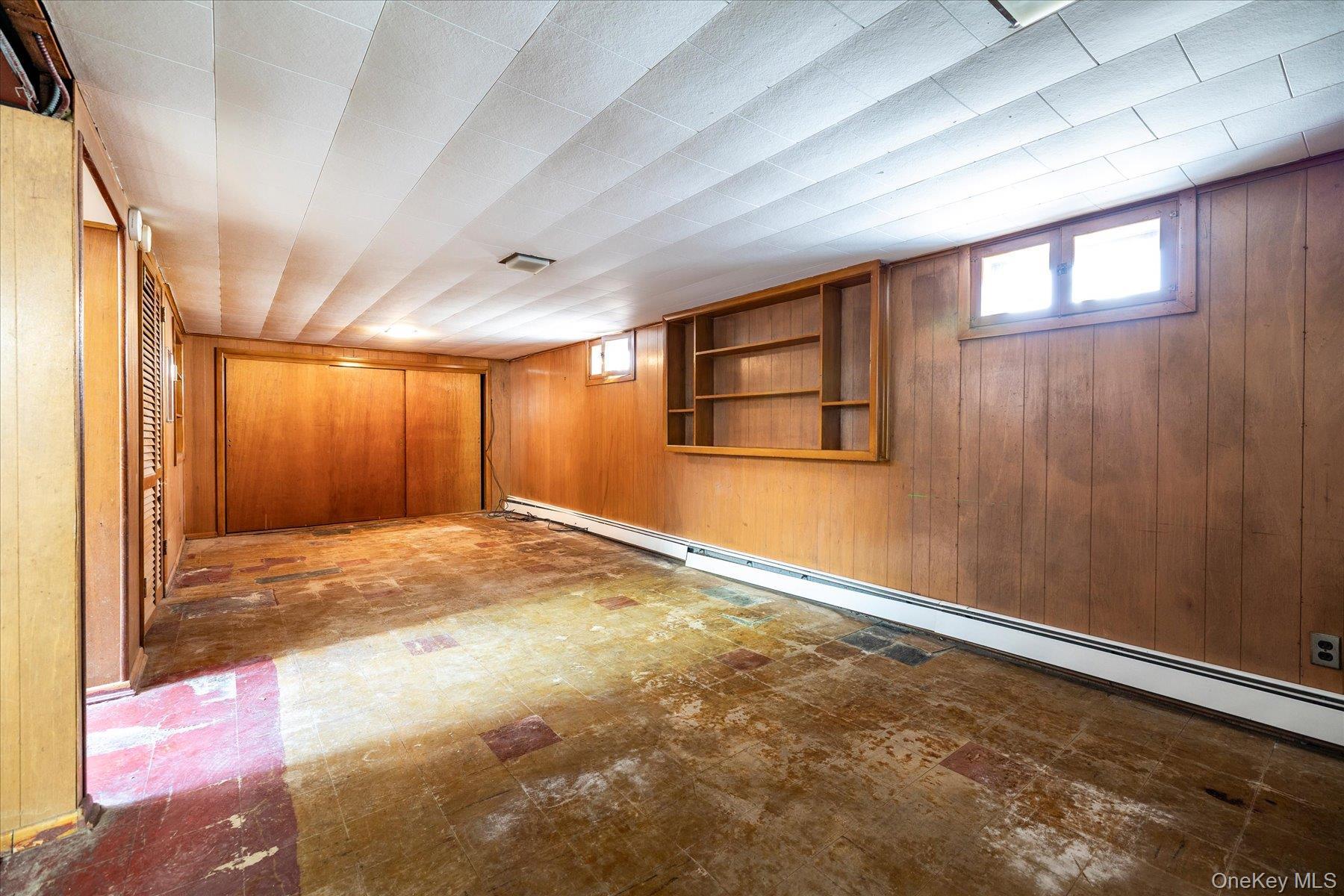 Single Family 6th Queens, NY 11357, MLS-1000755-9