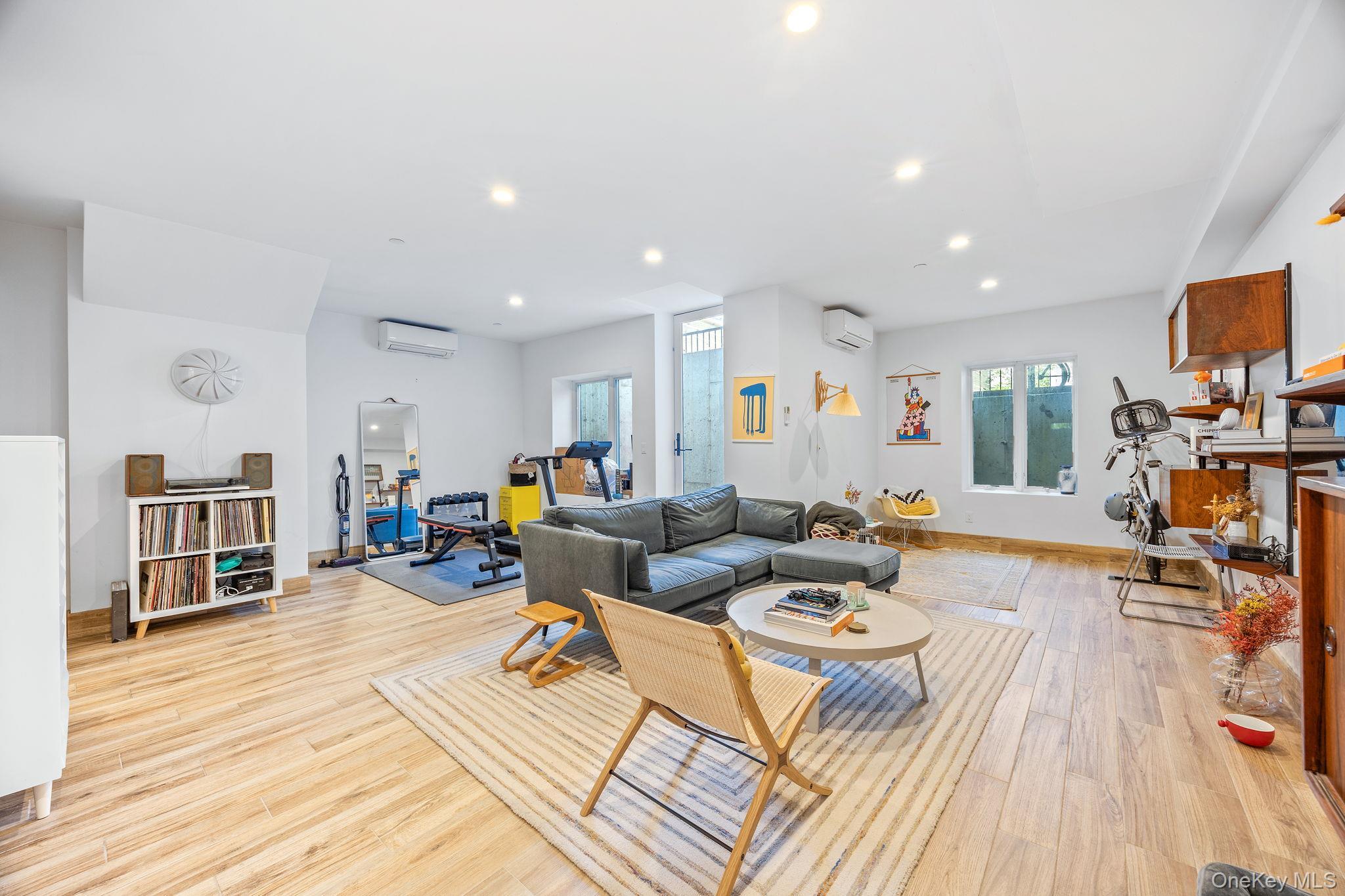 Commercial Sale Sumpter  Brooklyn, NY 11233, MLS-1000770-10