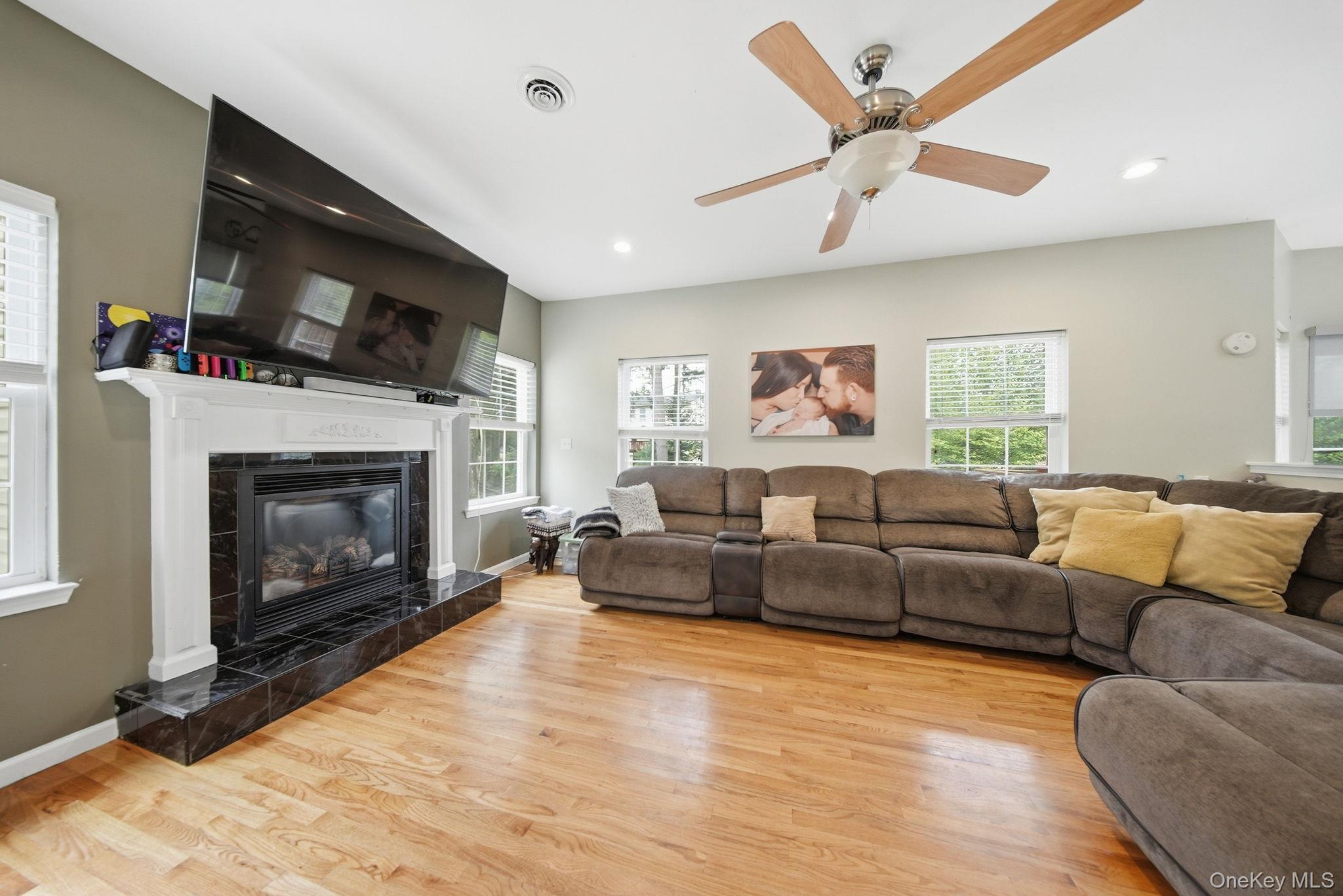 Single Family Plymouth Lane Sullivan County, NY 12775, MLS-1000774-13