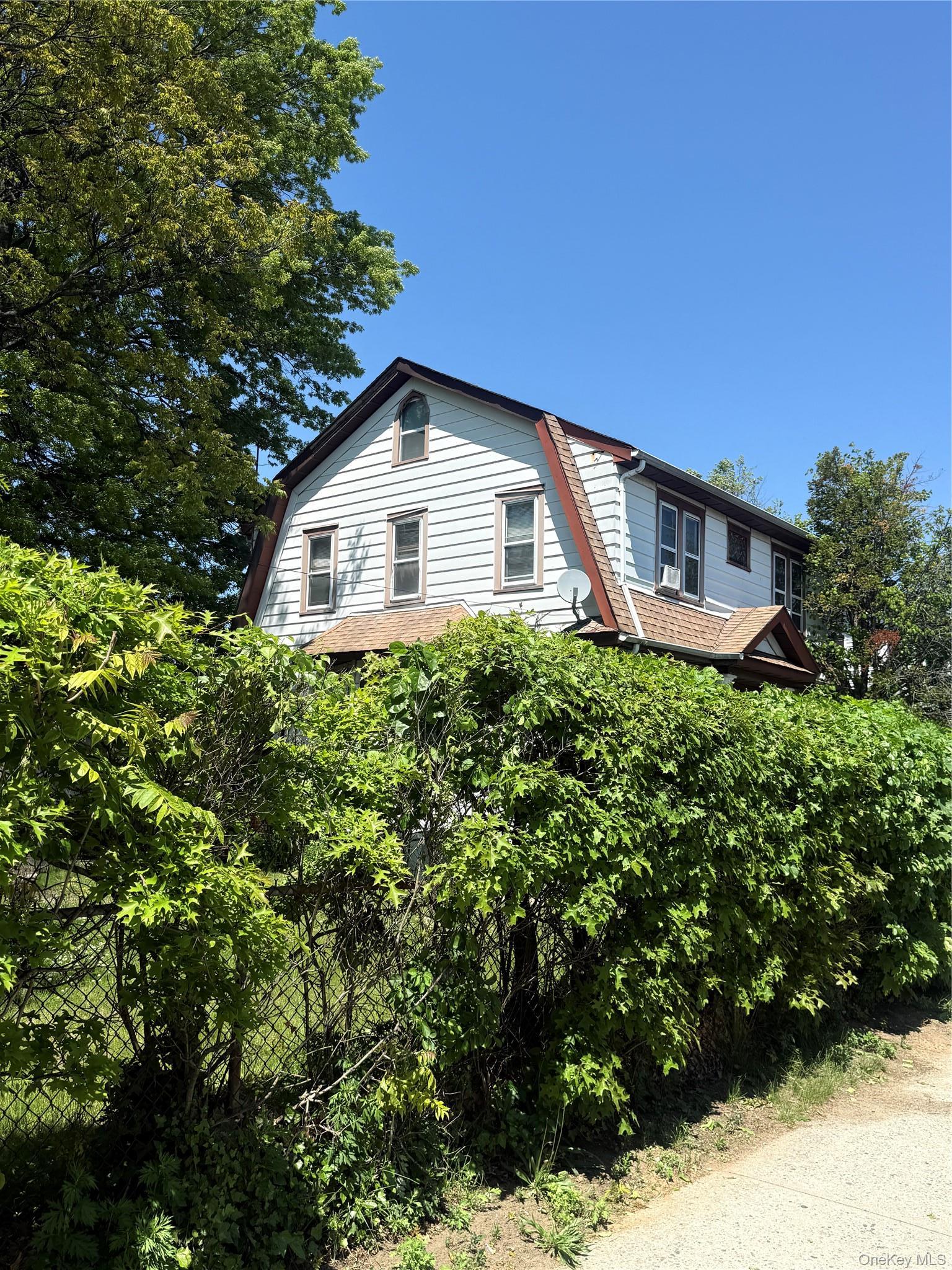 Single Family 140th Avenue  Queens, NY 11434, MLS-1000781-8