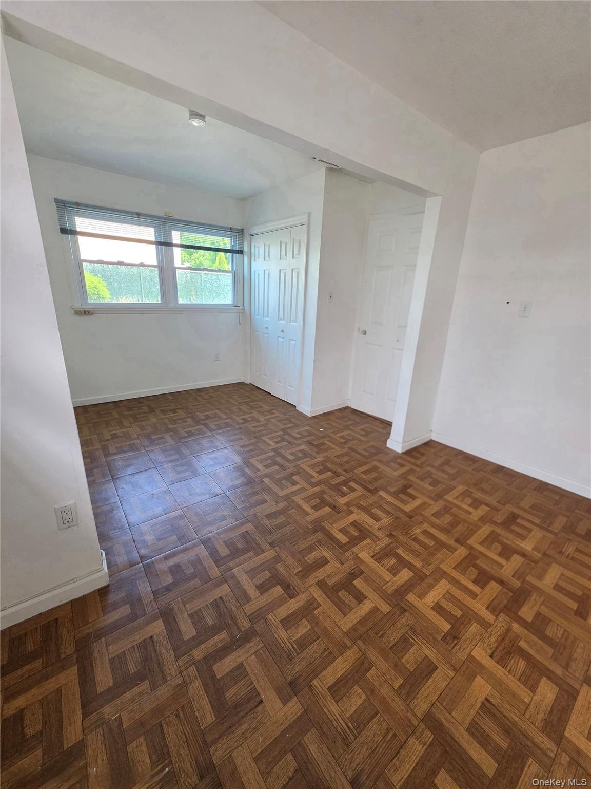 Single Family 165th Avenue  Queens, NY 11414, MLS-1000788-19