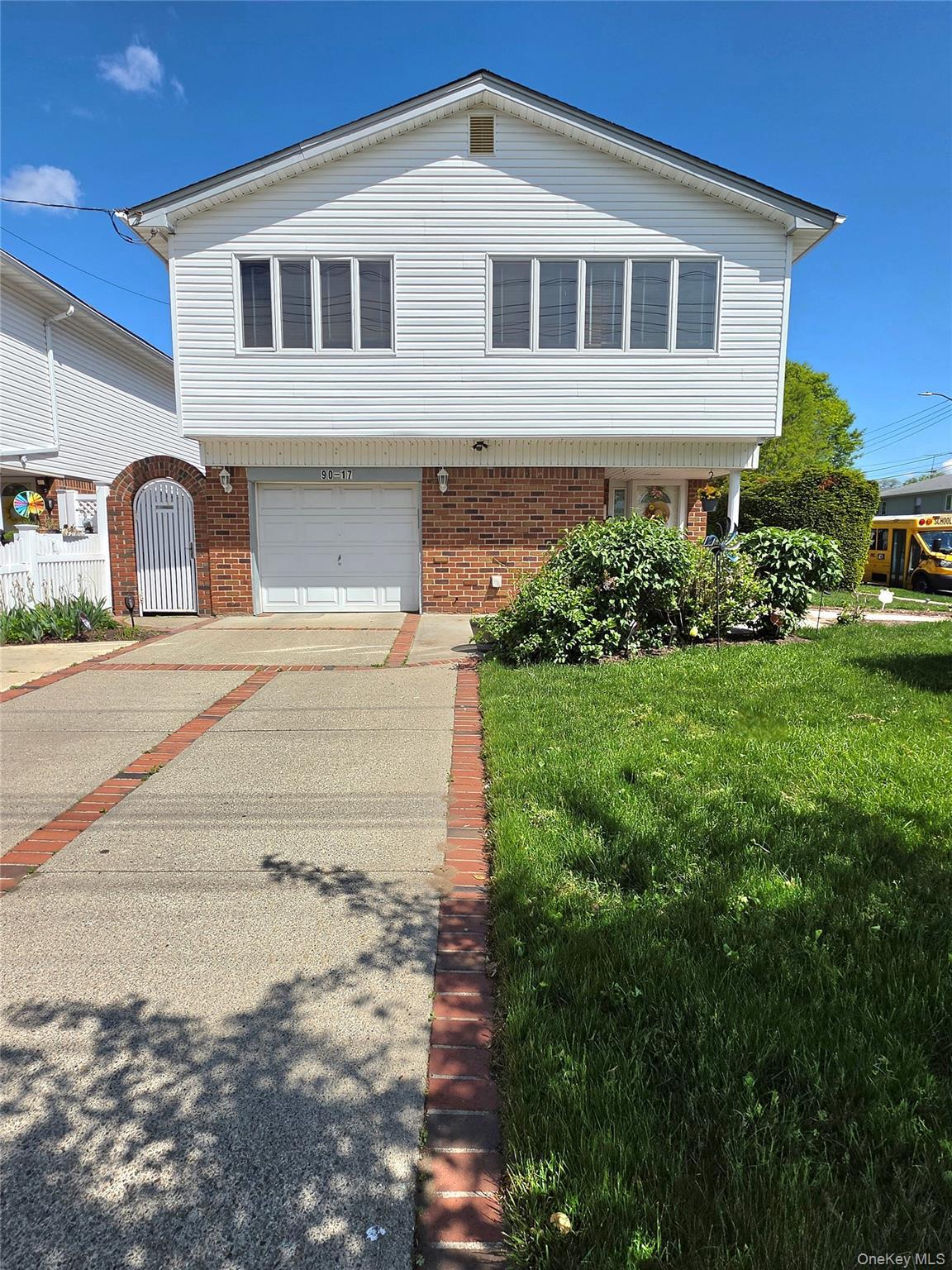 Single Family 165th Avenue  Queens, NY 11414, MLS-1000788-2