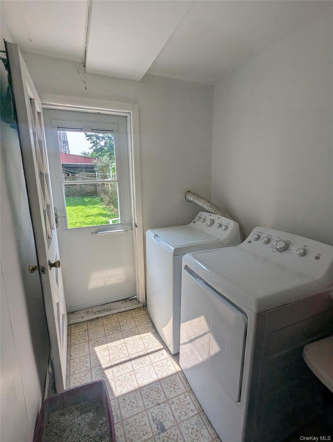 Single Family Lawton Avenue Bronx, NY 10465, MLS-1000802-7